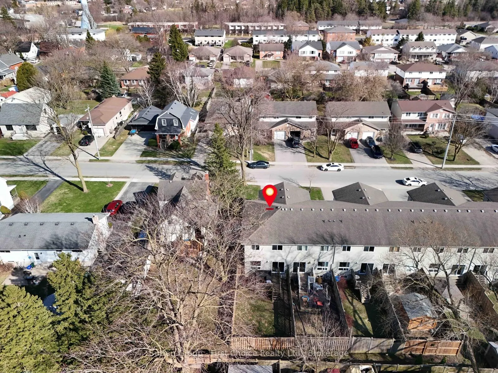 280 Railway Avenue