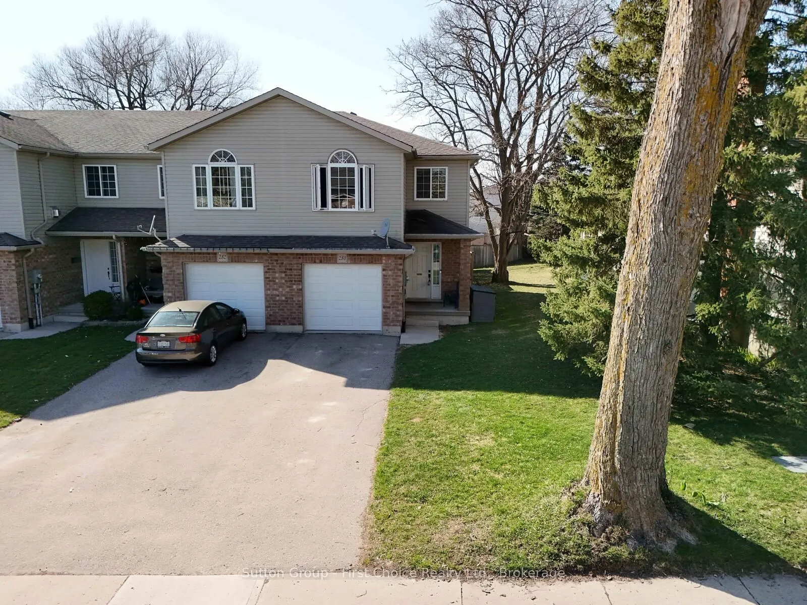 280 Railway Avenue