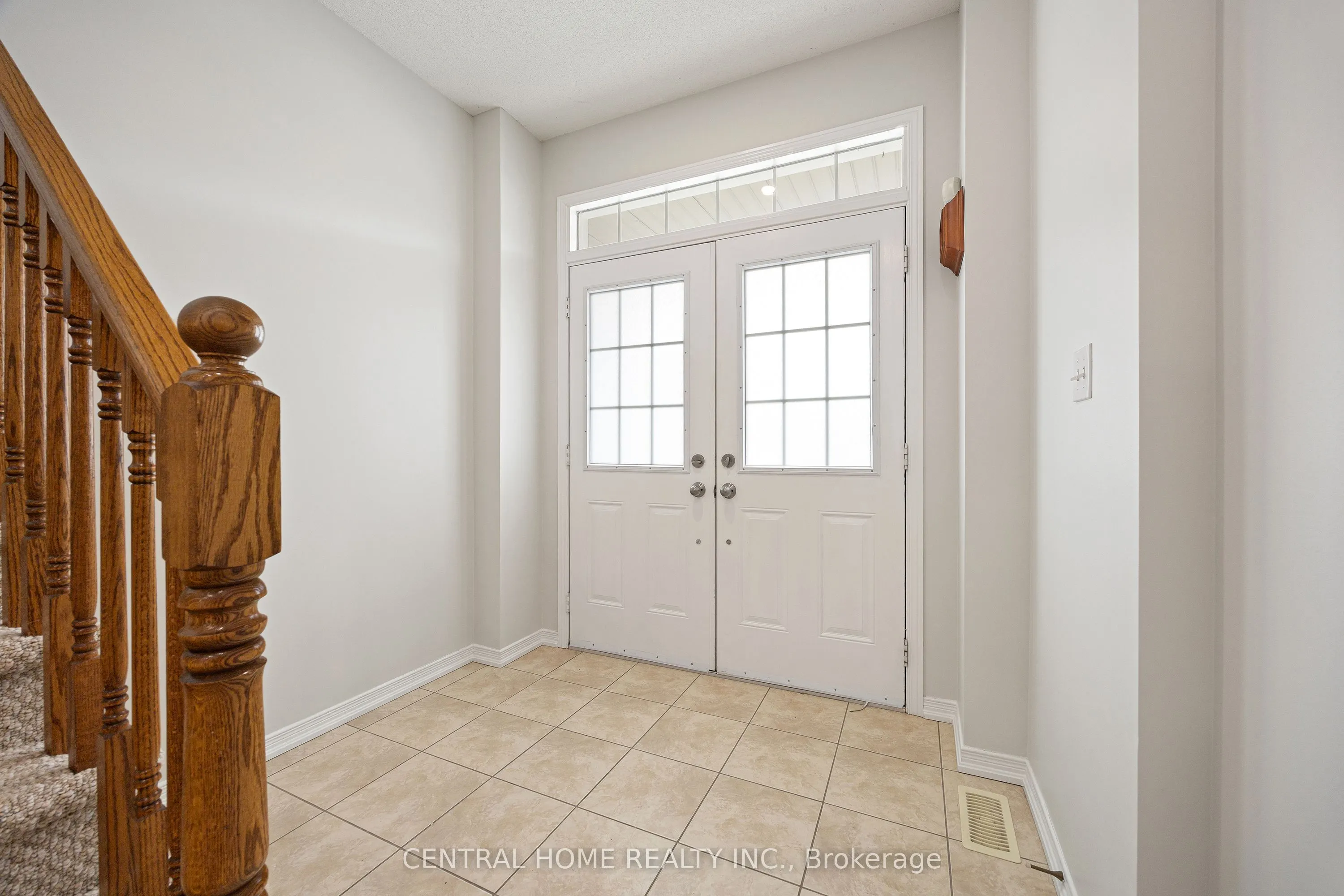 165 Palacebeach Trail