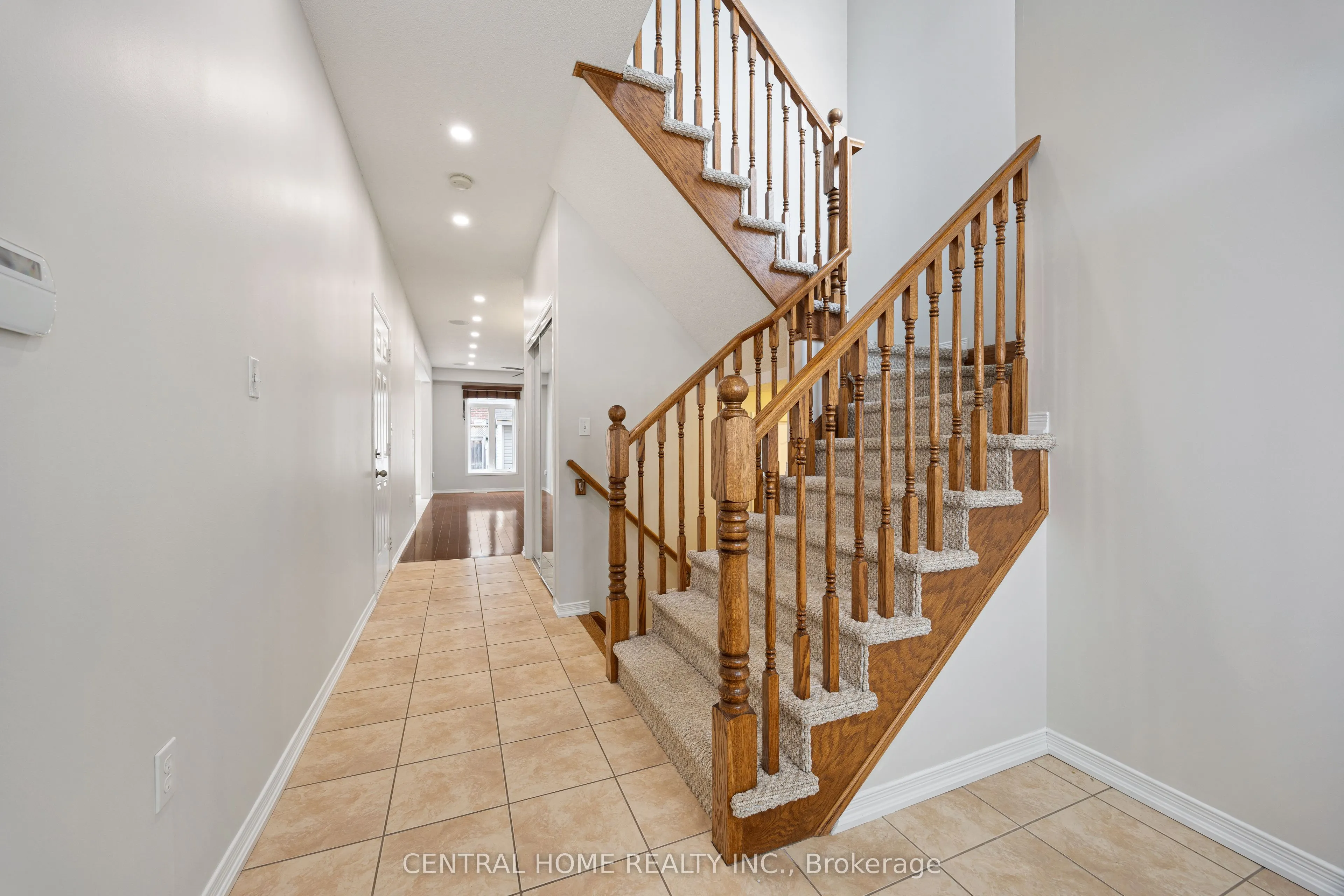 165 Palacebeach Trail