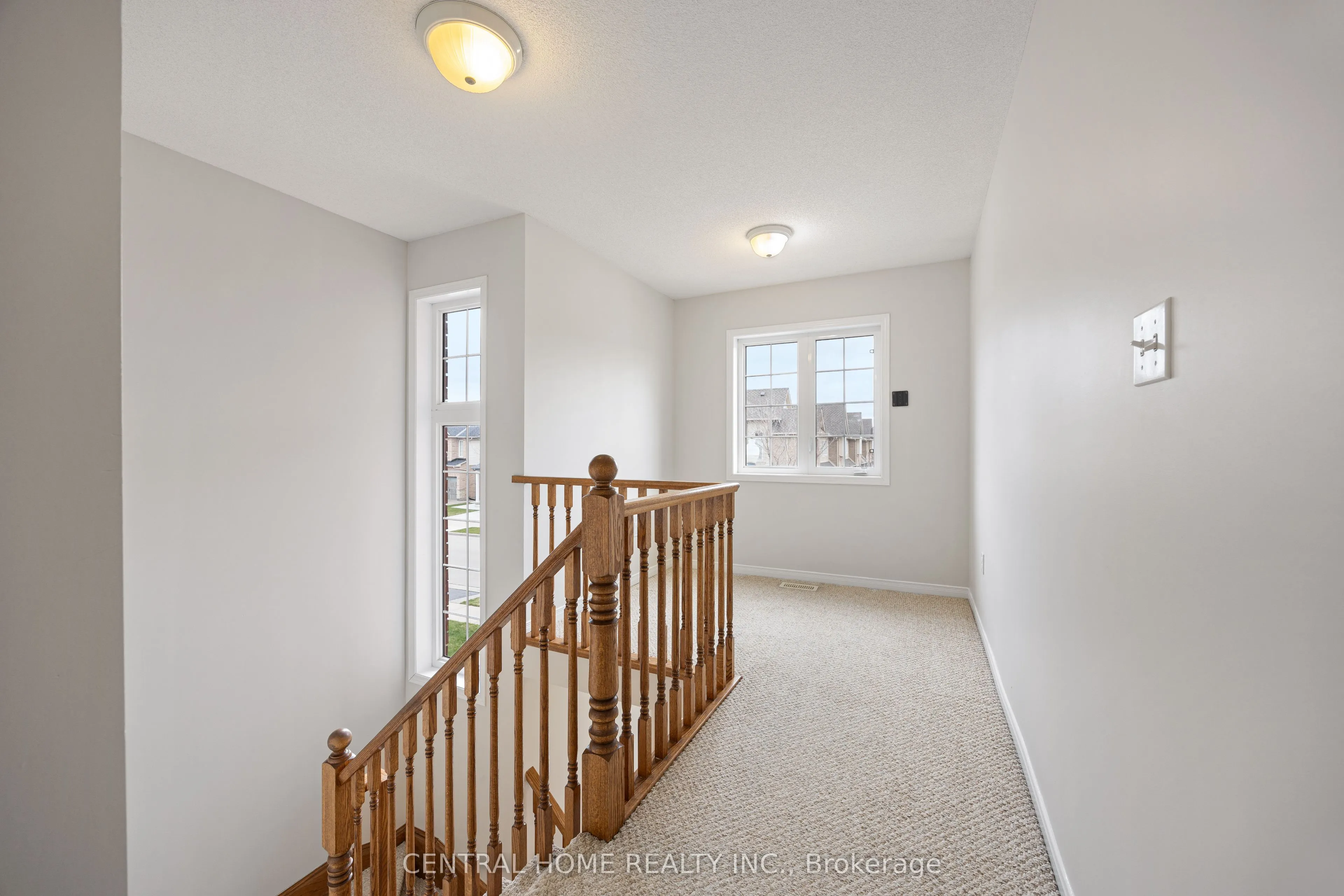 165 Palacebeach Trail