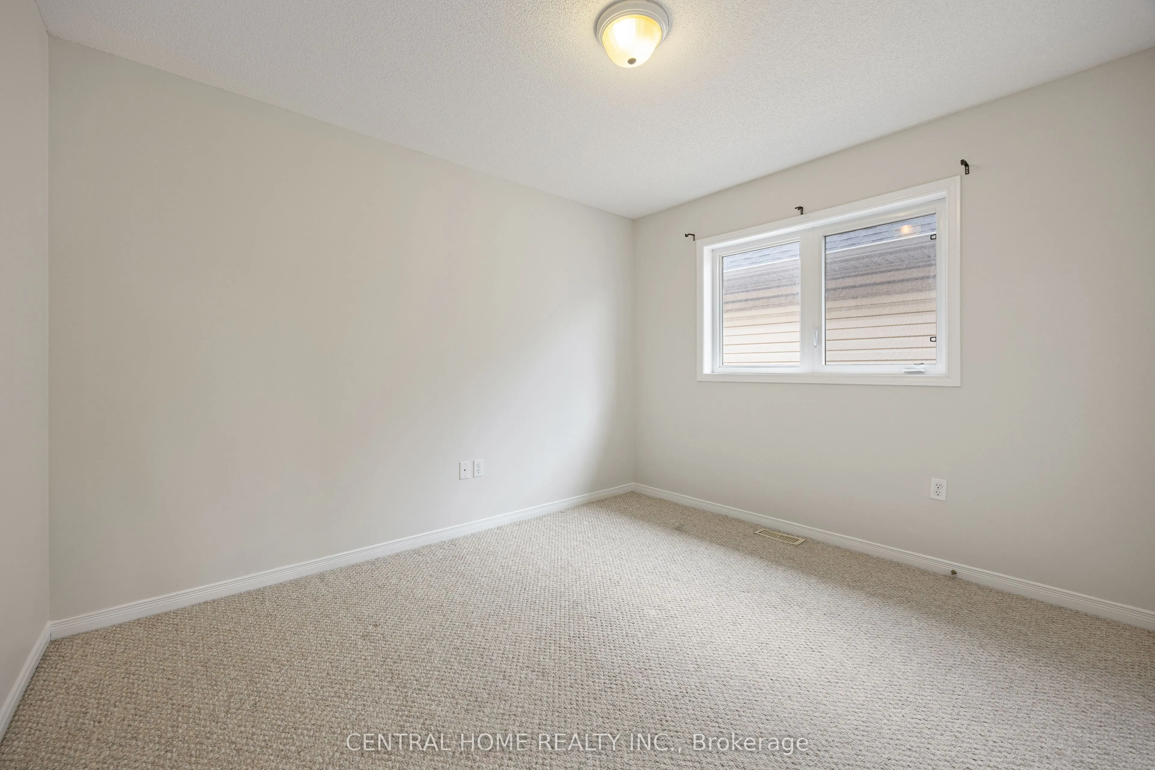 165 Palacebeach Trail