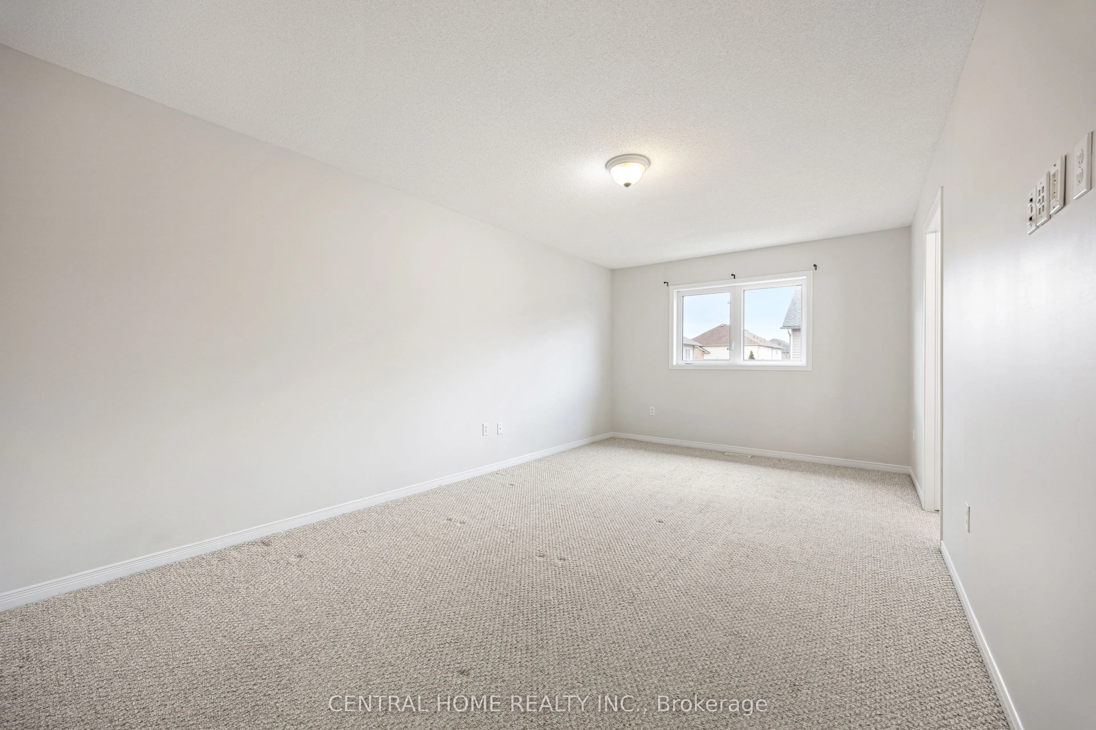 165 Palacebeach Trail
