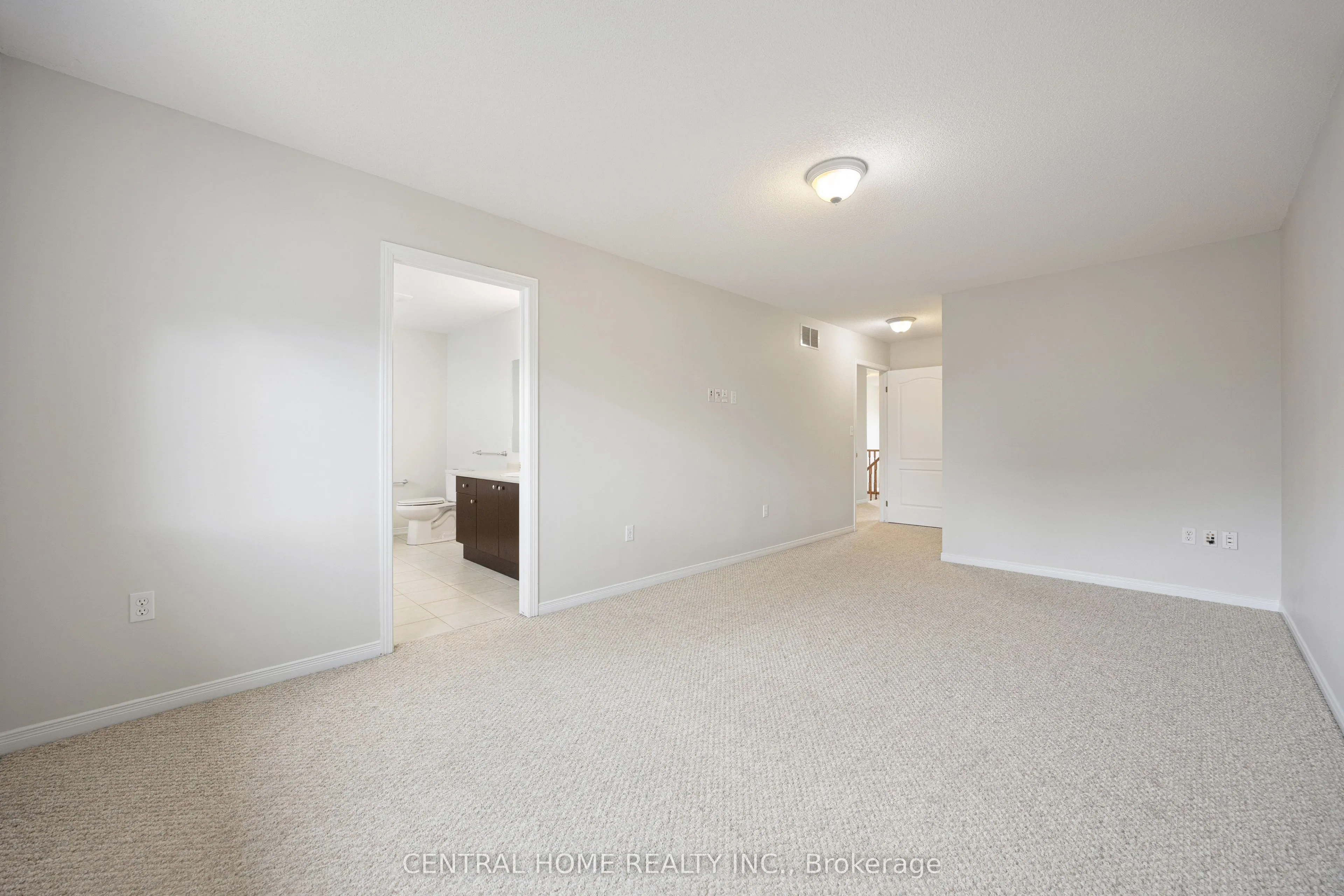 165 Palacebeach Trail