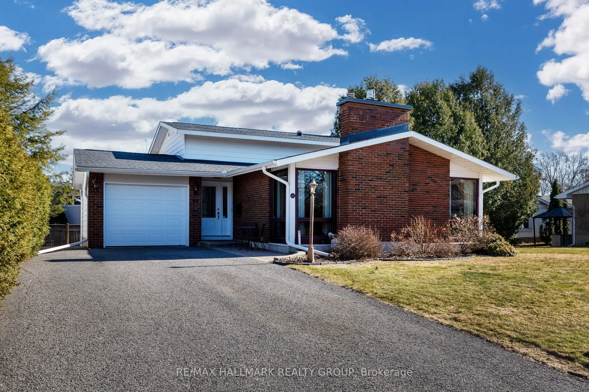 44 Seymour Avenue