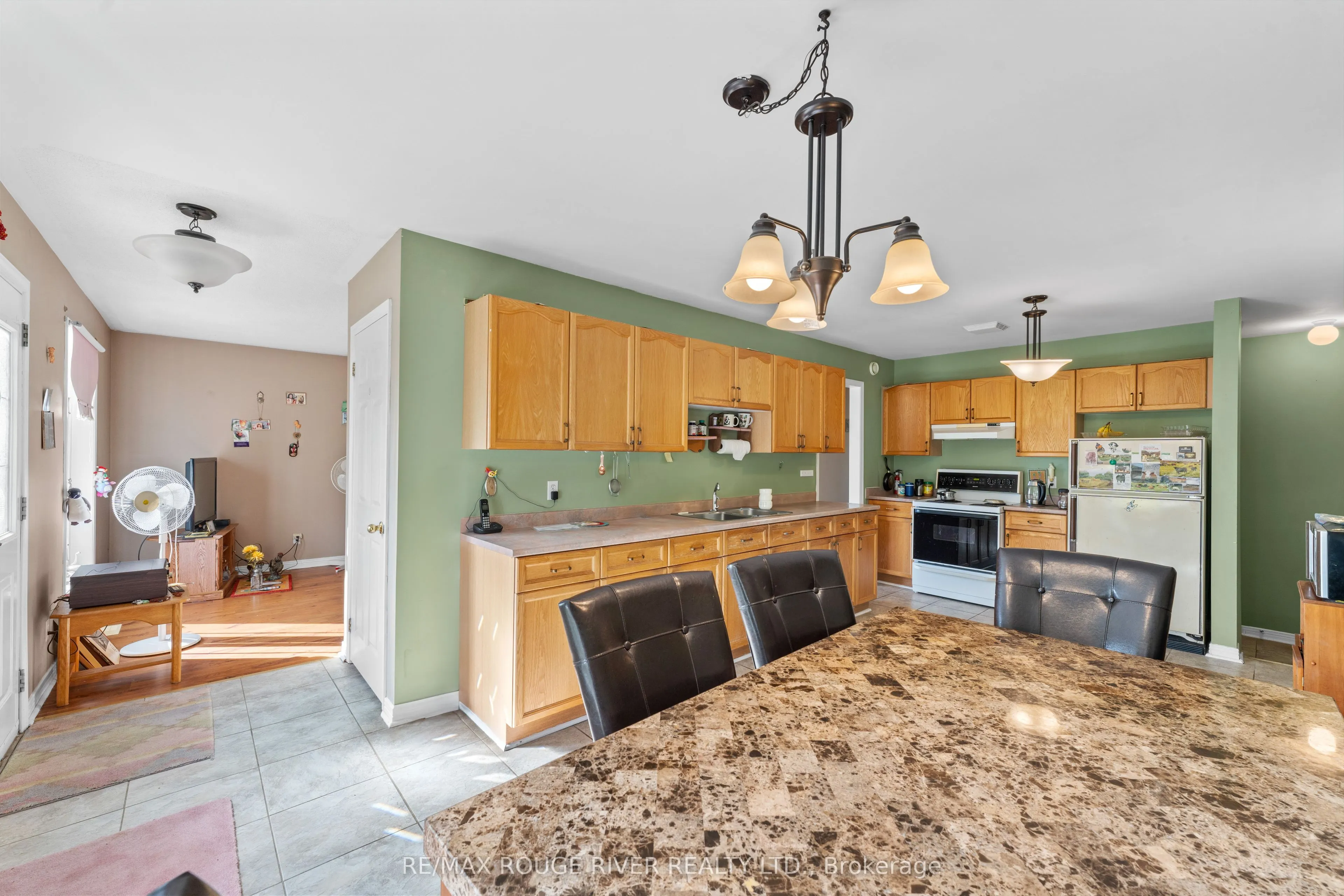 390 Jakobi Road