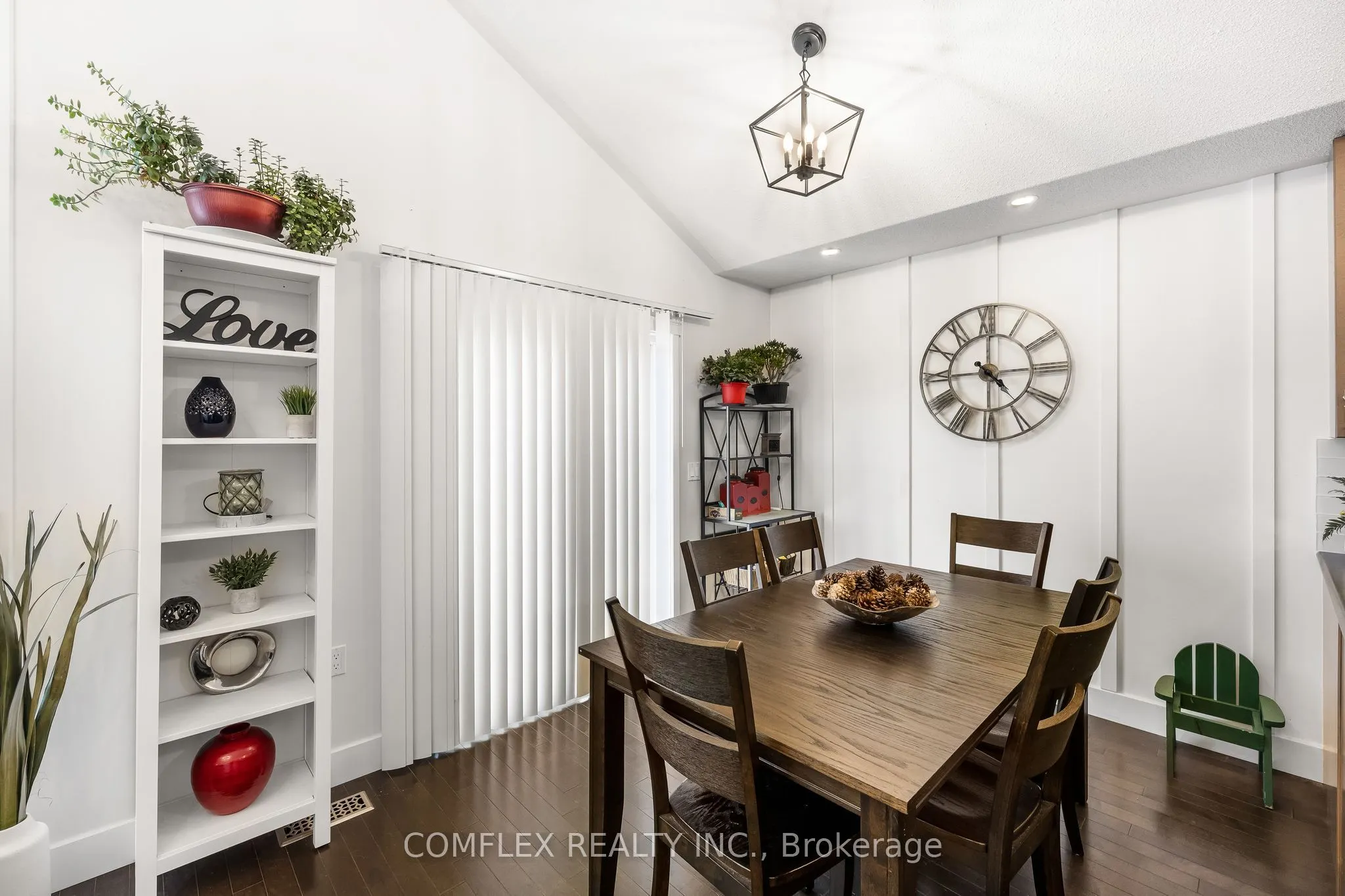 2687 FOXMEADOW Road