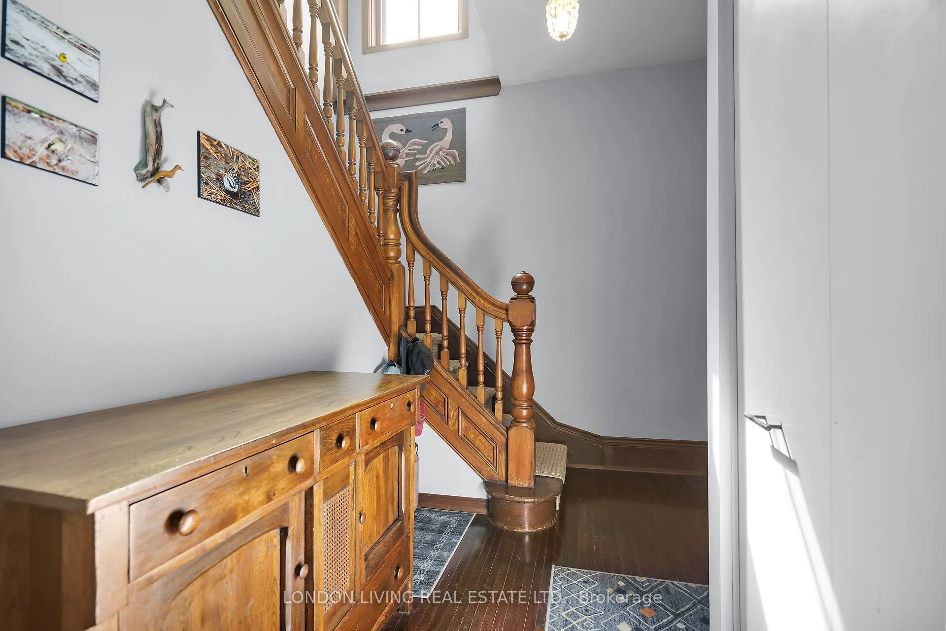 503 Baseline Road E