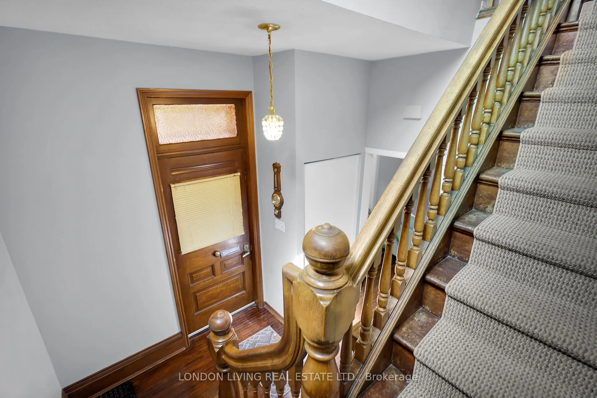 503 Baseline Road E