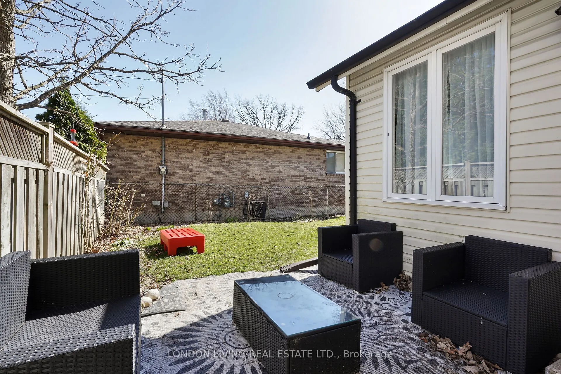 503 Baseline Road E