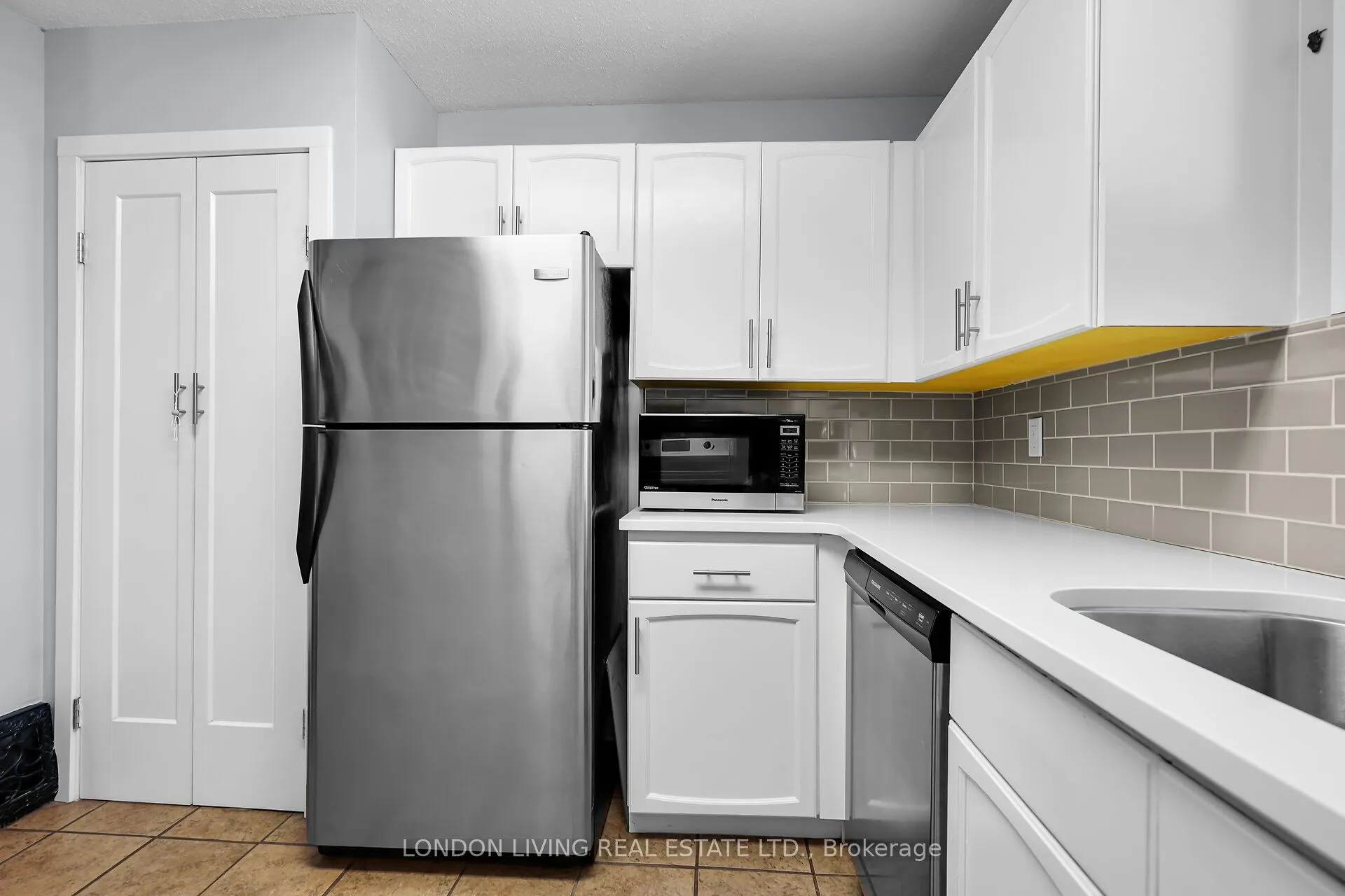 503 Baseline Road E