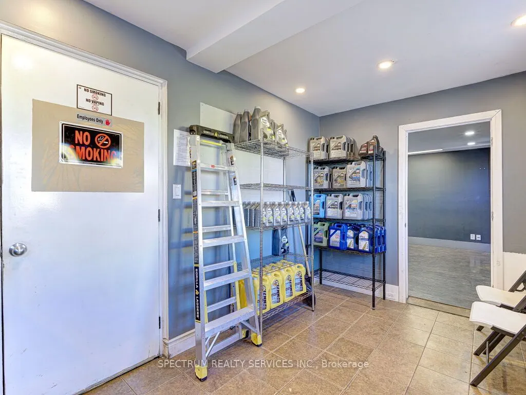 1404 Bath Road