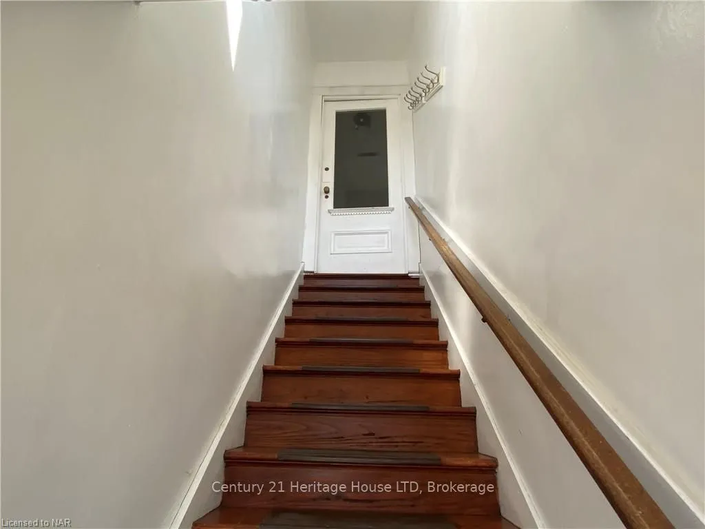 6042 Culp Street