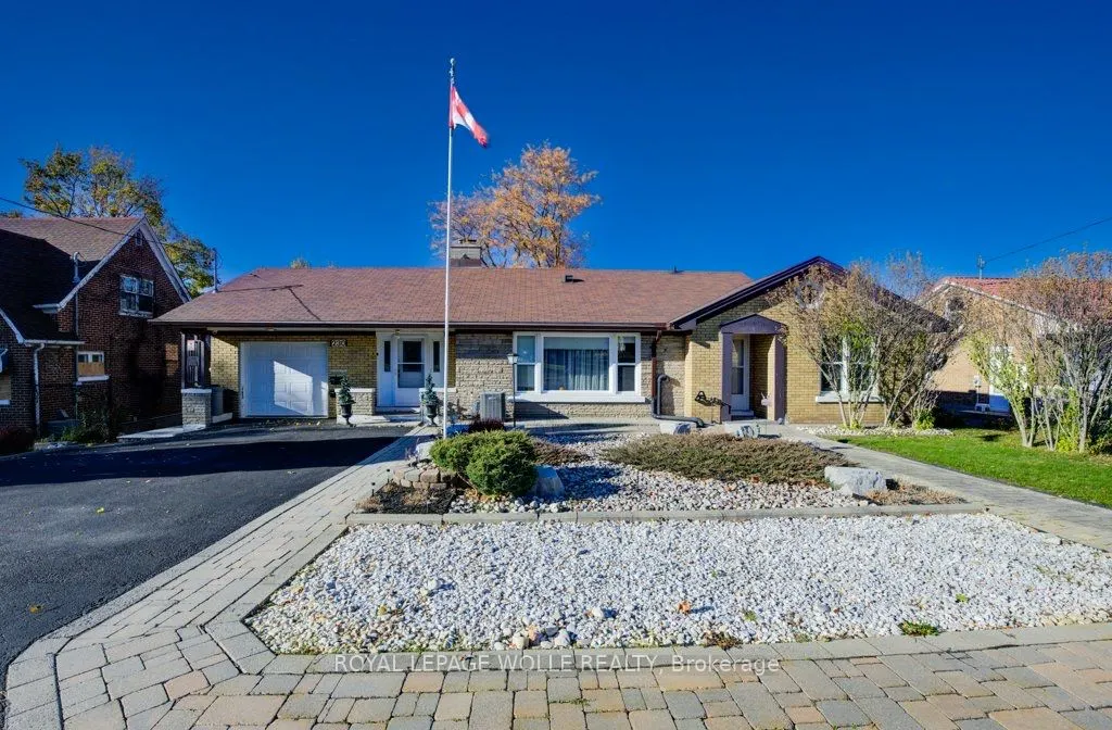 230 Highland Road W