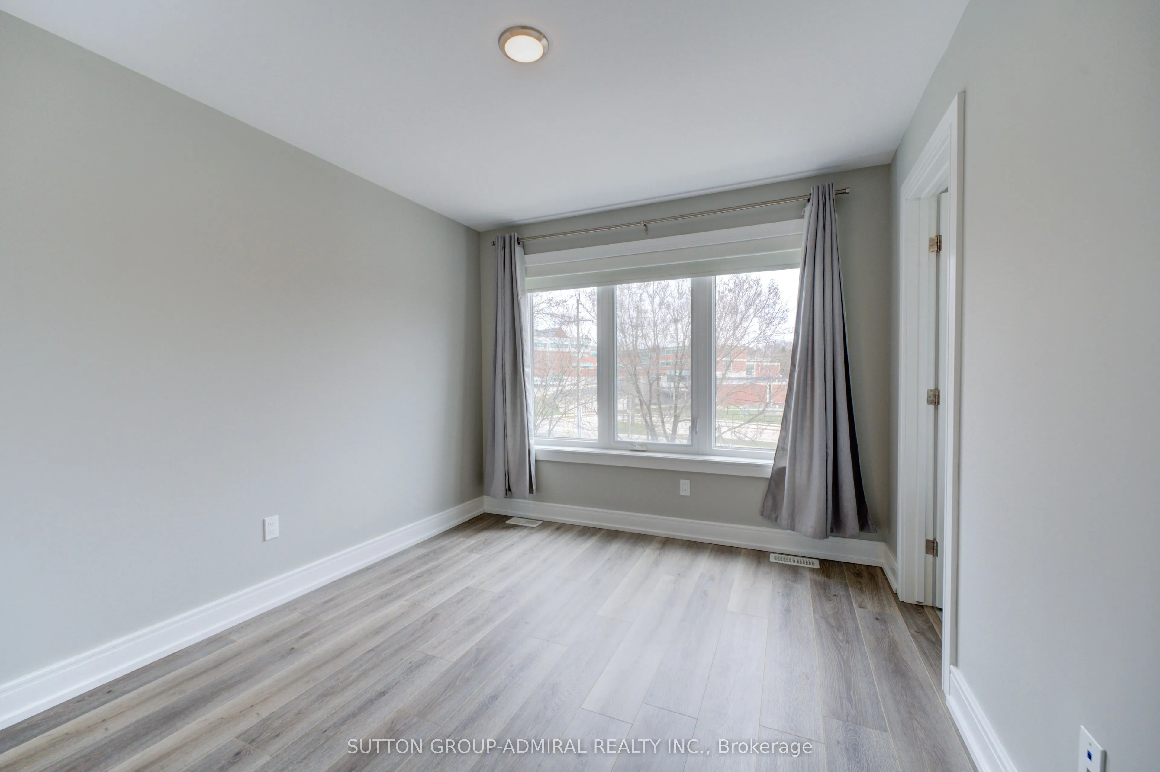 33 Jarvis Street, #25