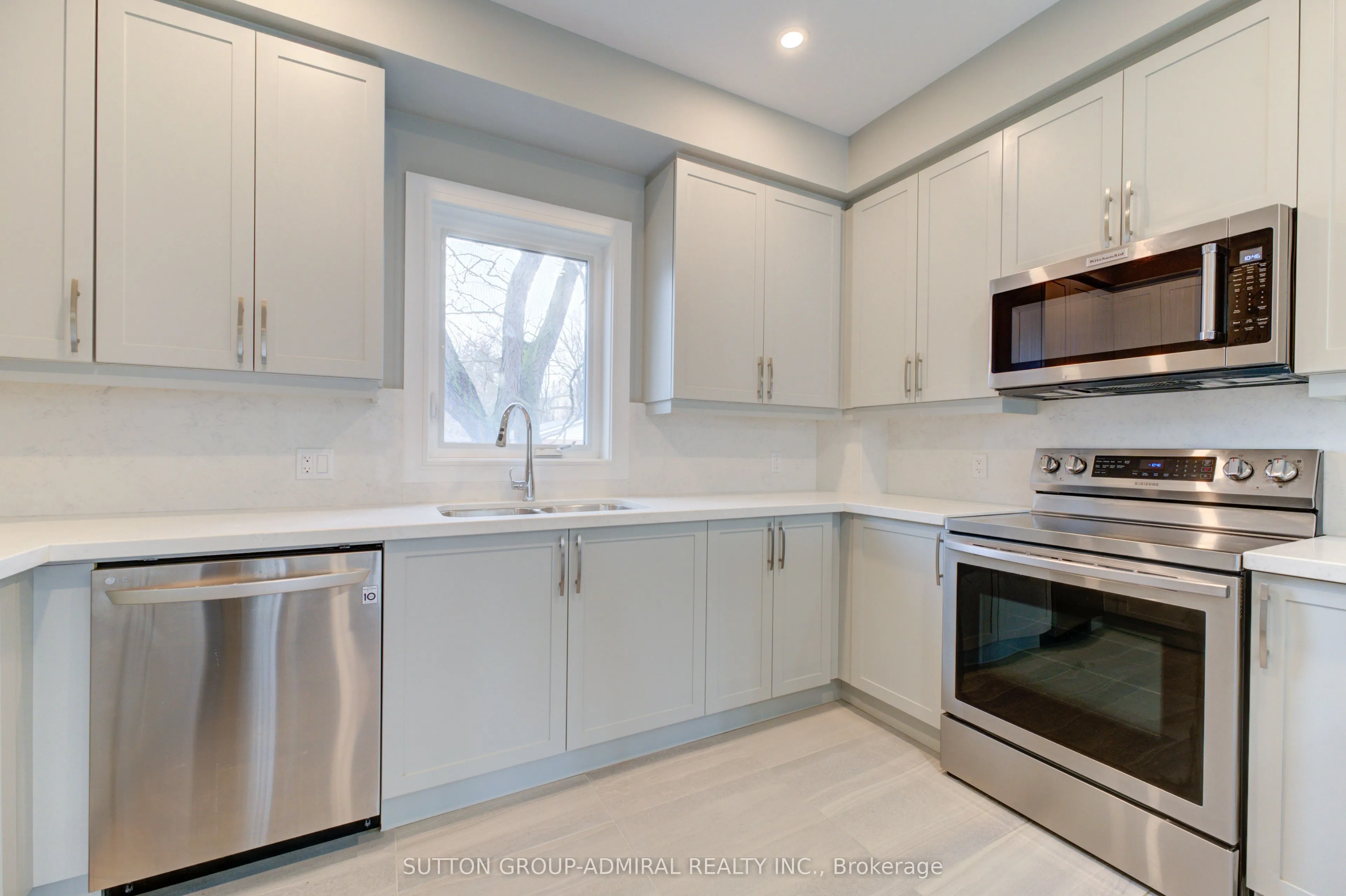 33 Jarvis Street, #25