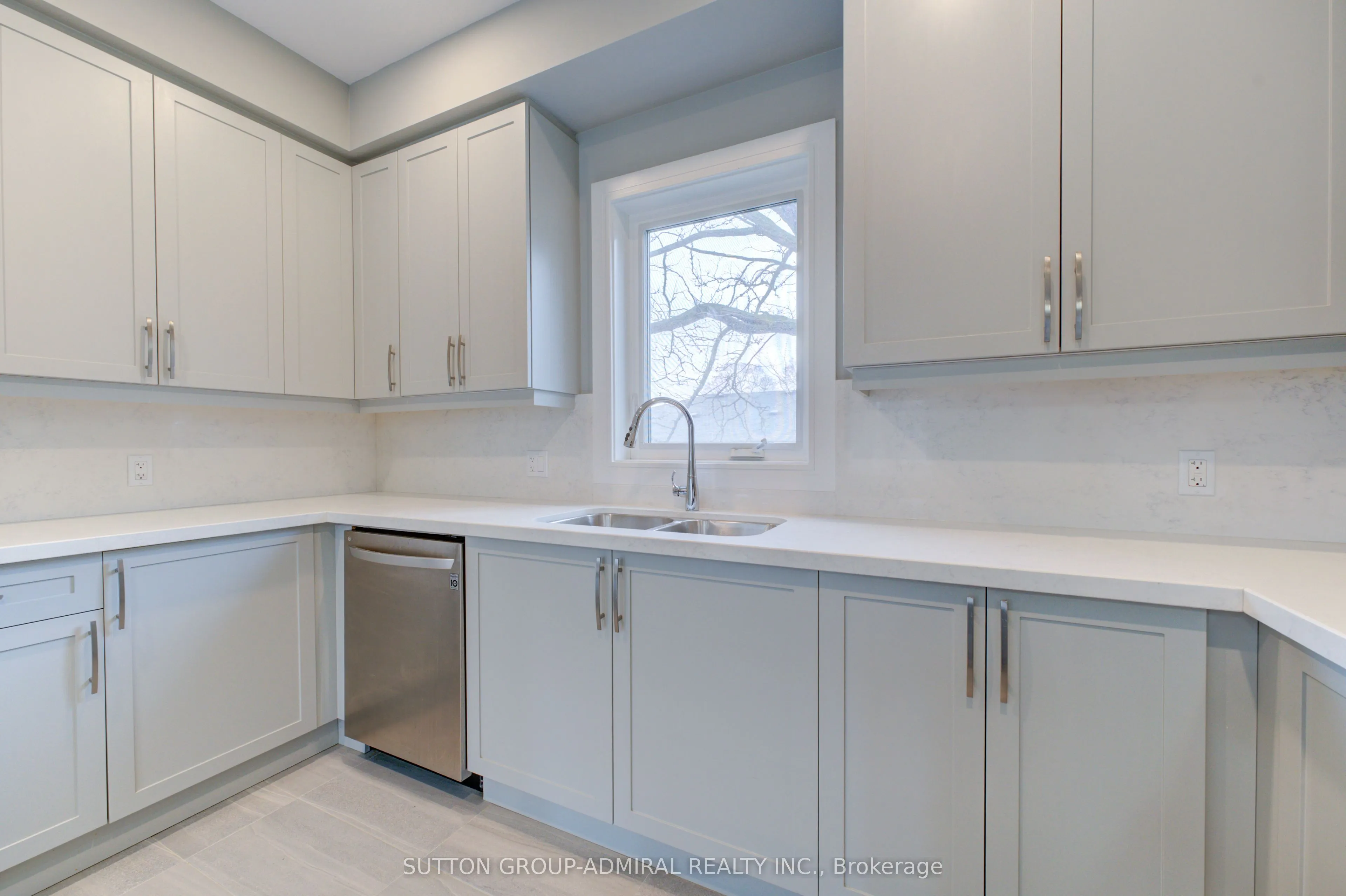 33 Jarvis Street, #25