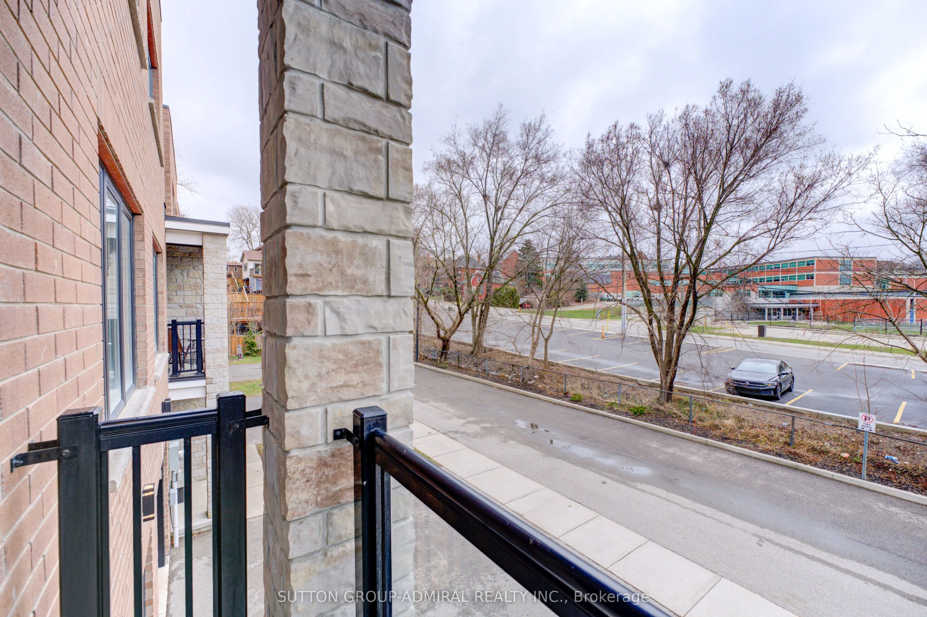 33 Jarvis Street, #25