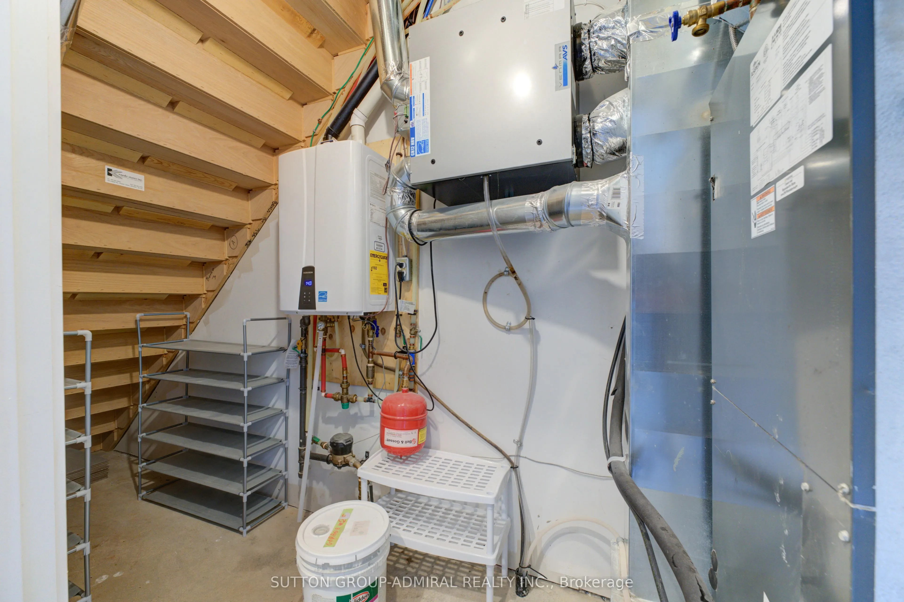 33 Jarvis Street, #25