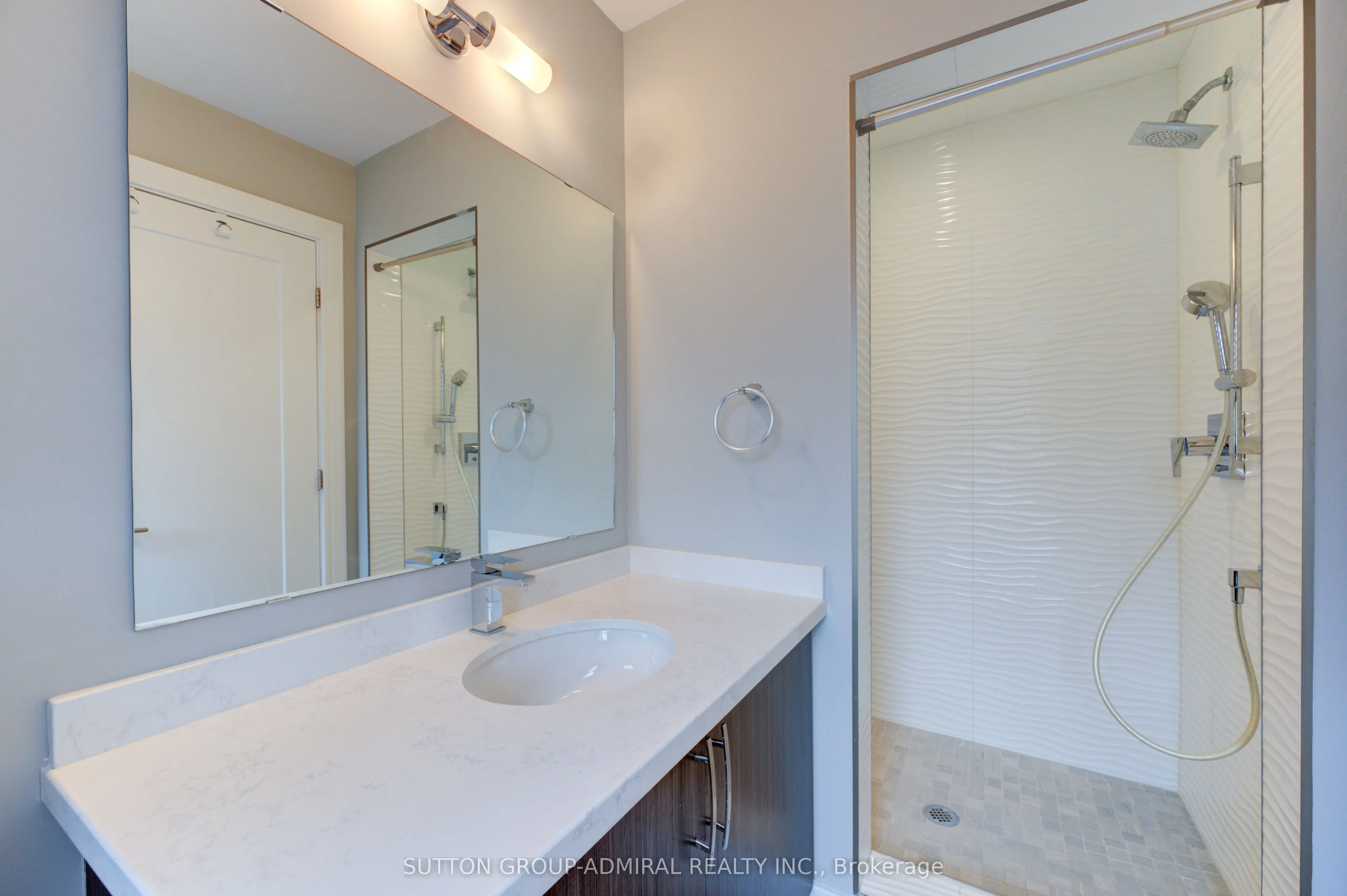 33 Jarvis Street, #25