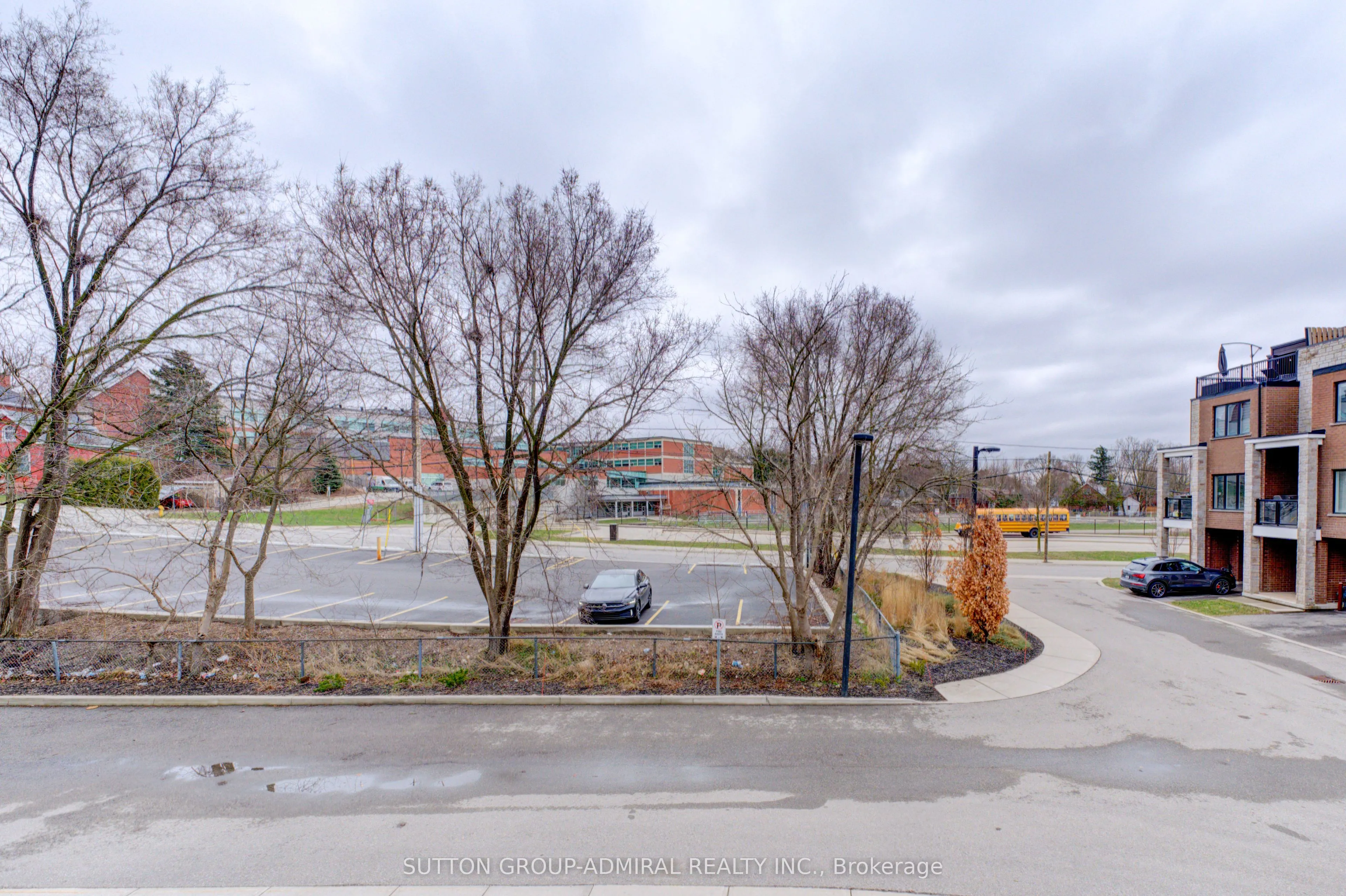 33 Jarvis Street, #25