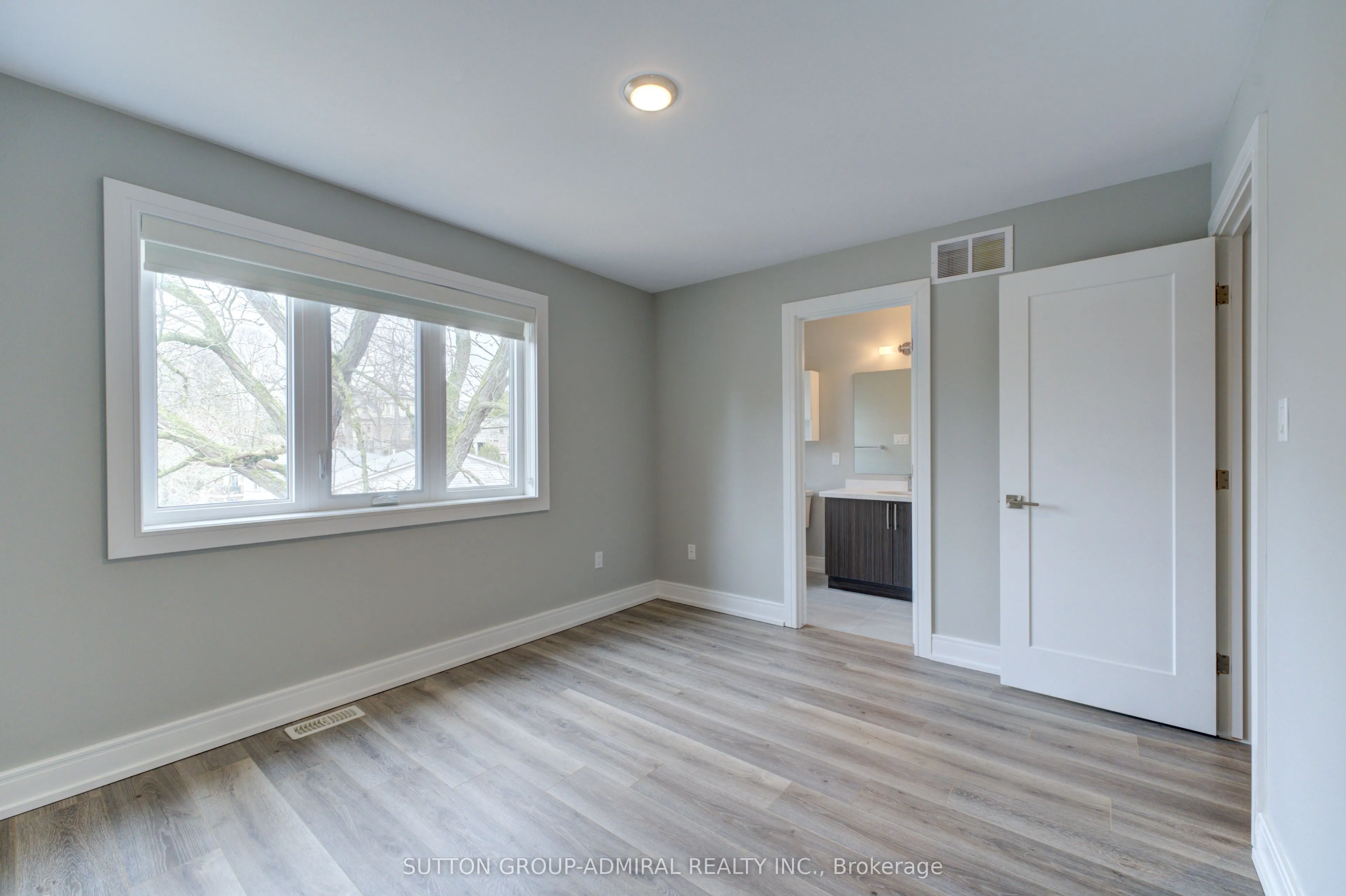 33 Jarvis Street, #25