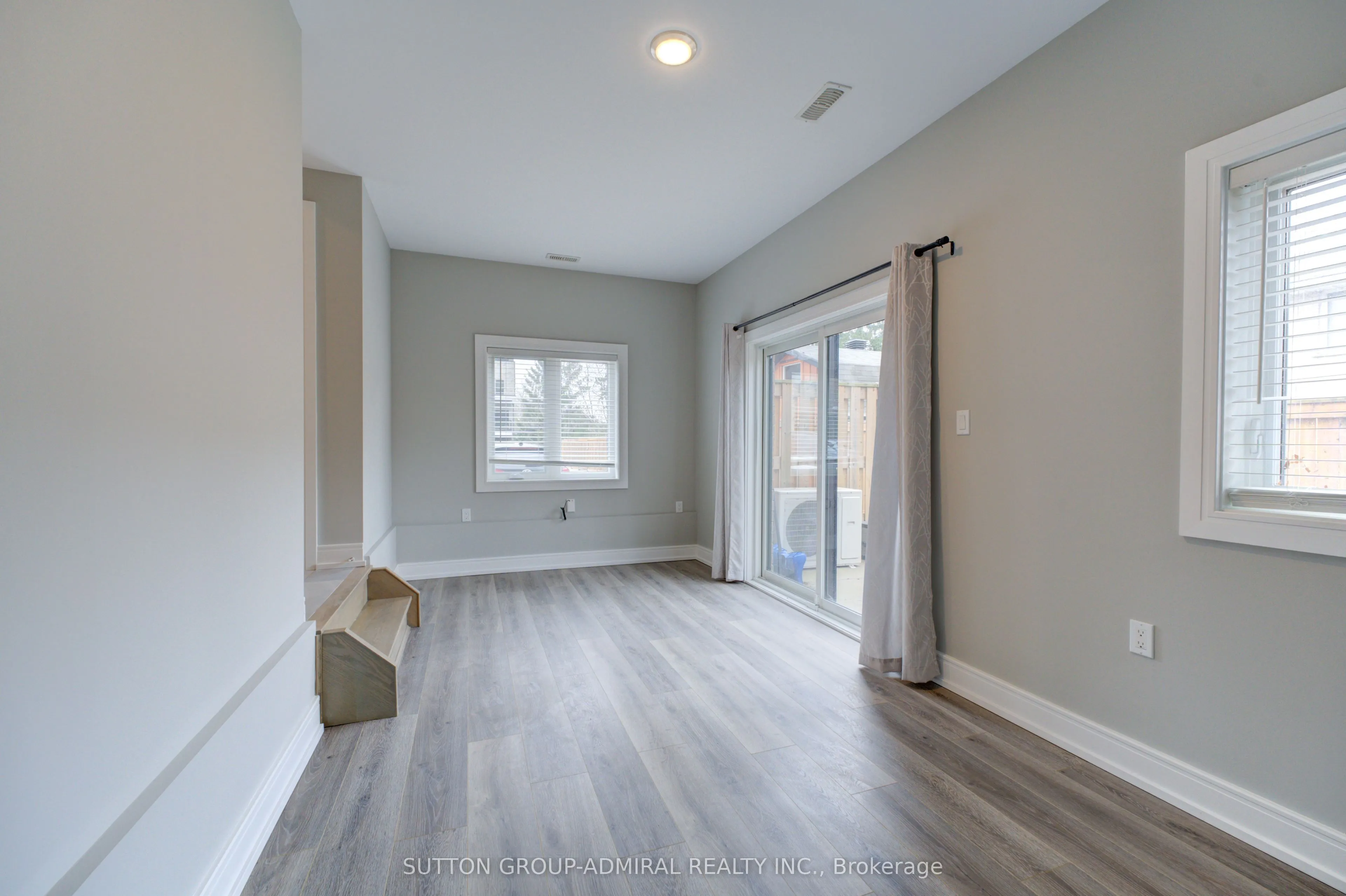 33 Jarvis Street, #25