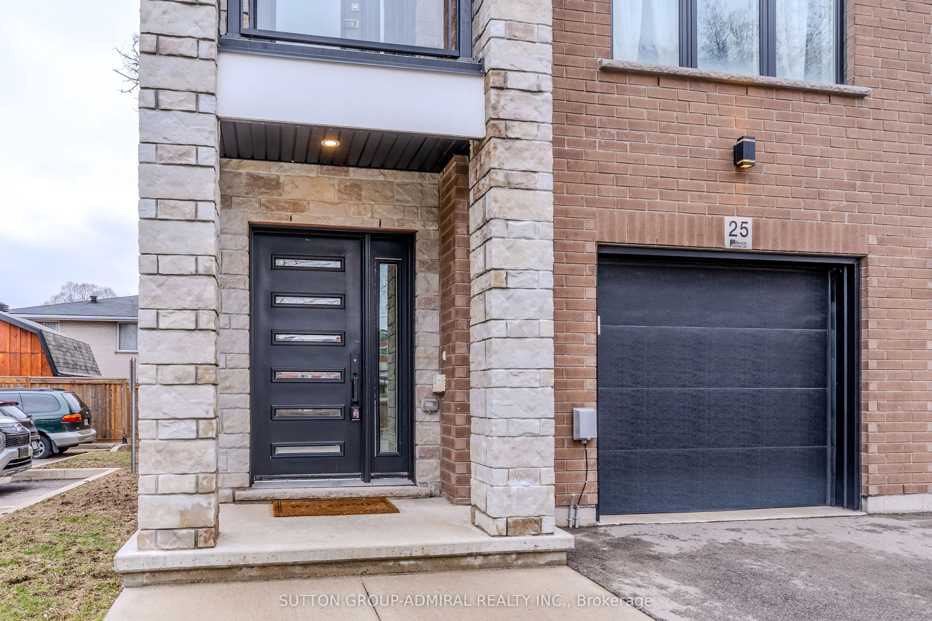 33 Jarvis Street, #25