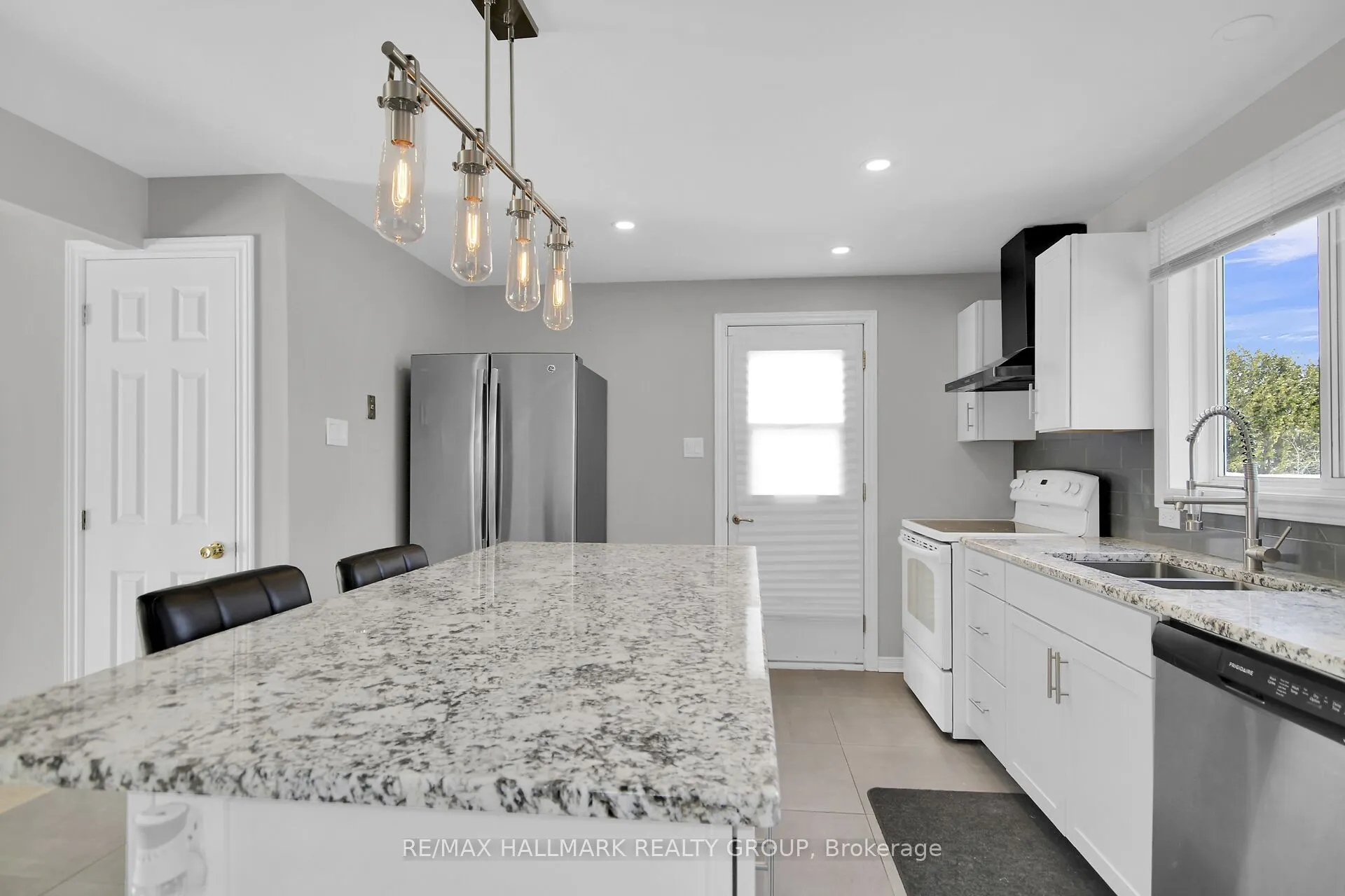 13 Coolspring Crescent