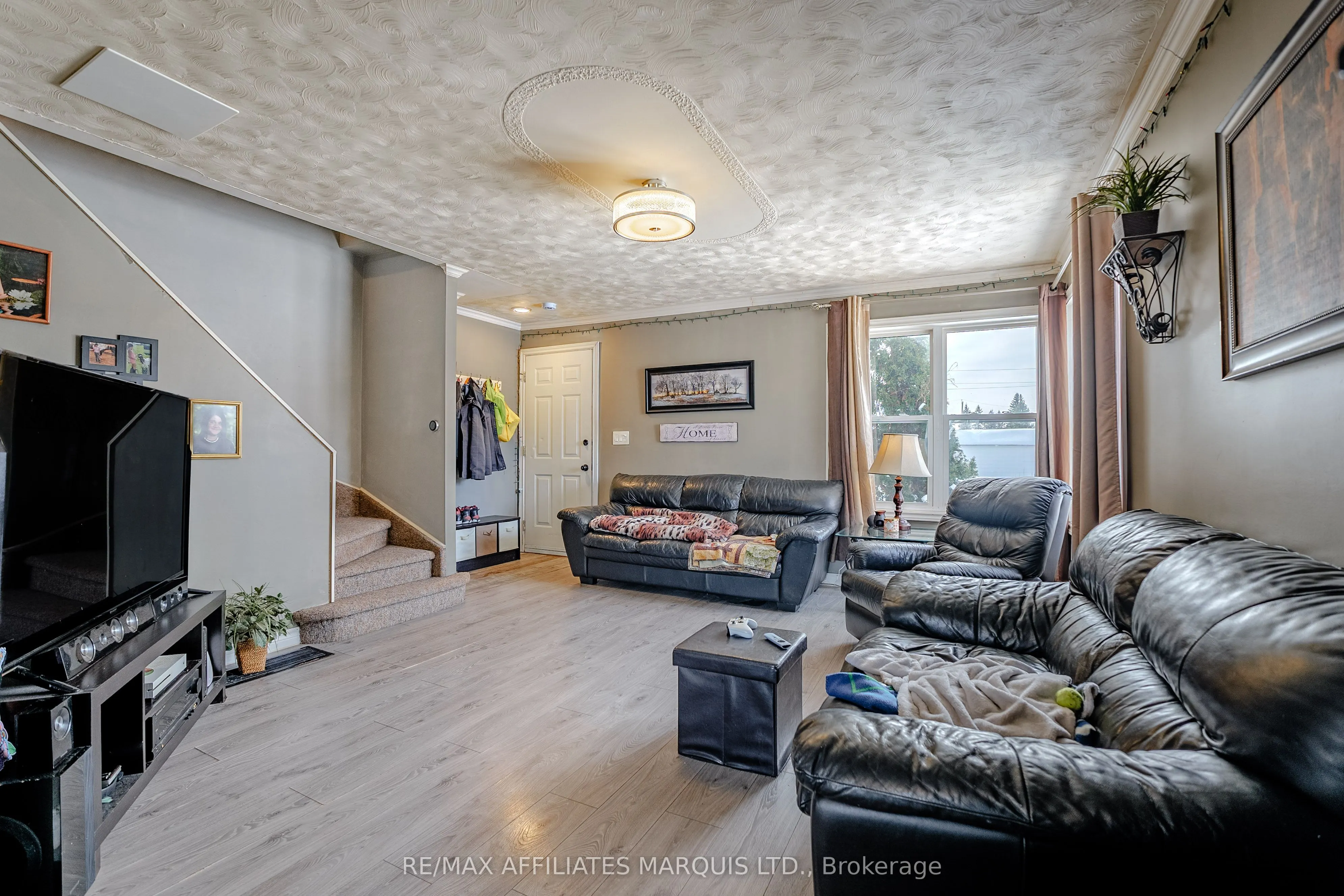 301-303 Hoople Avenue
