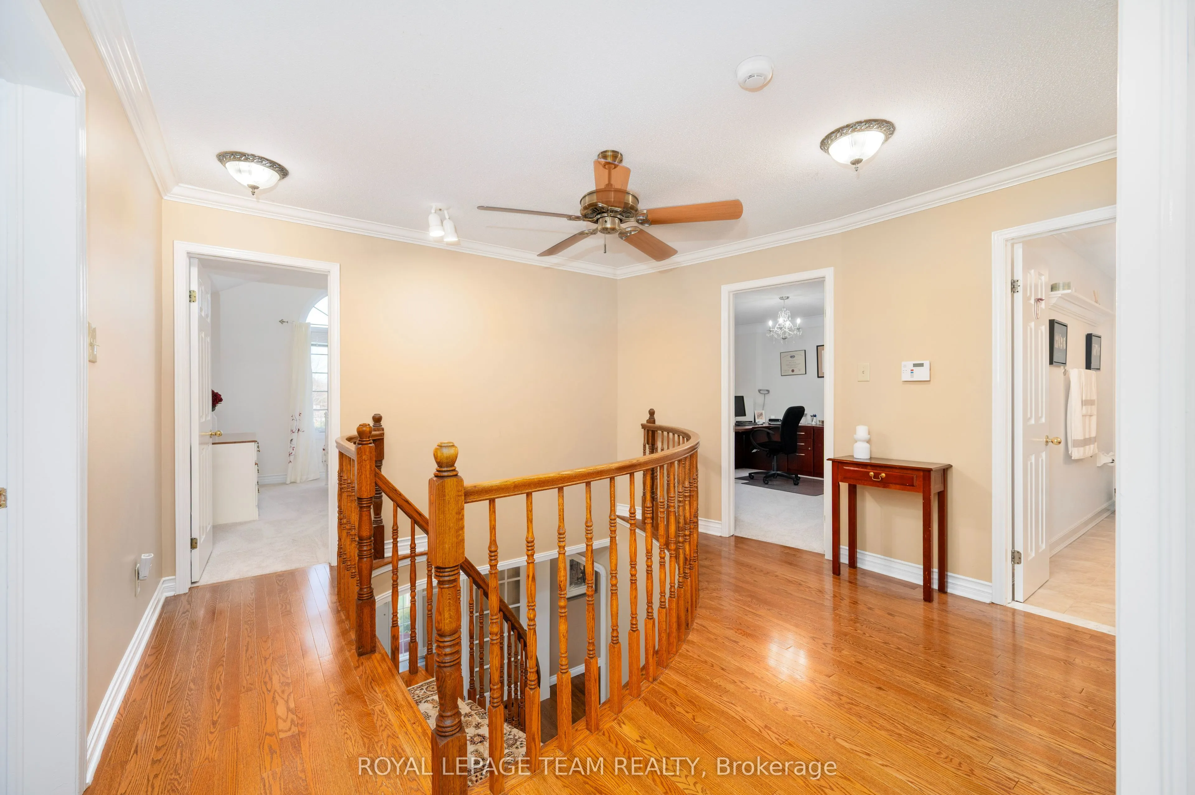 5530 Pettapiece Crescent