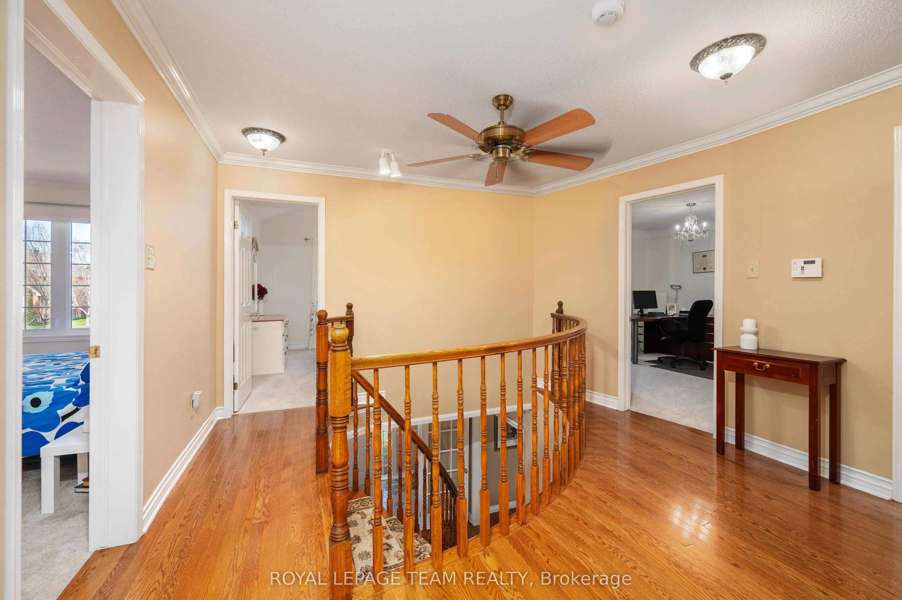 5530 Pettapiece Crescent