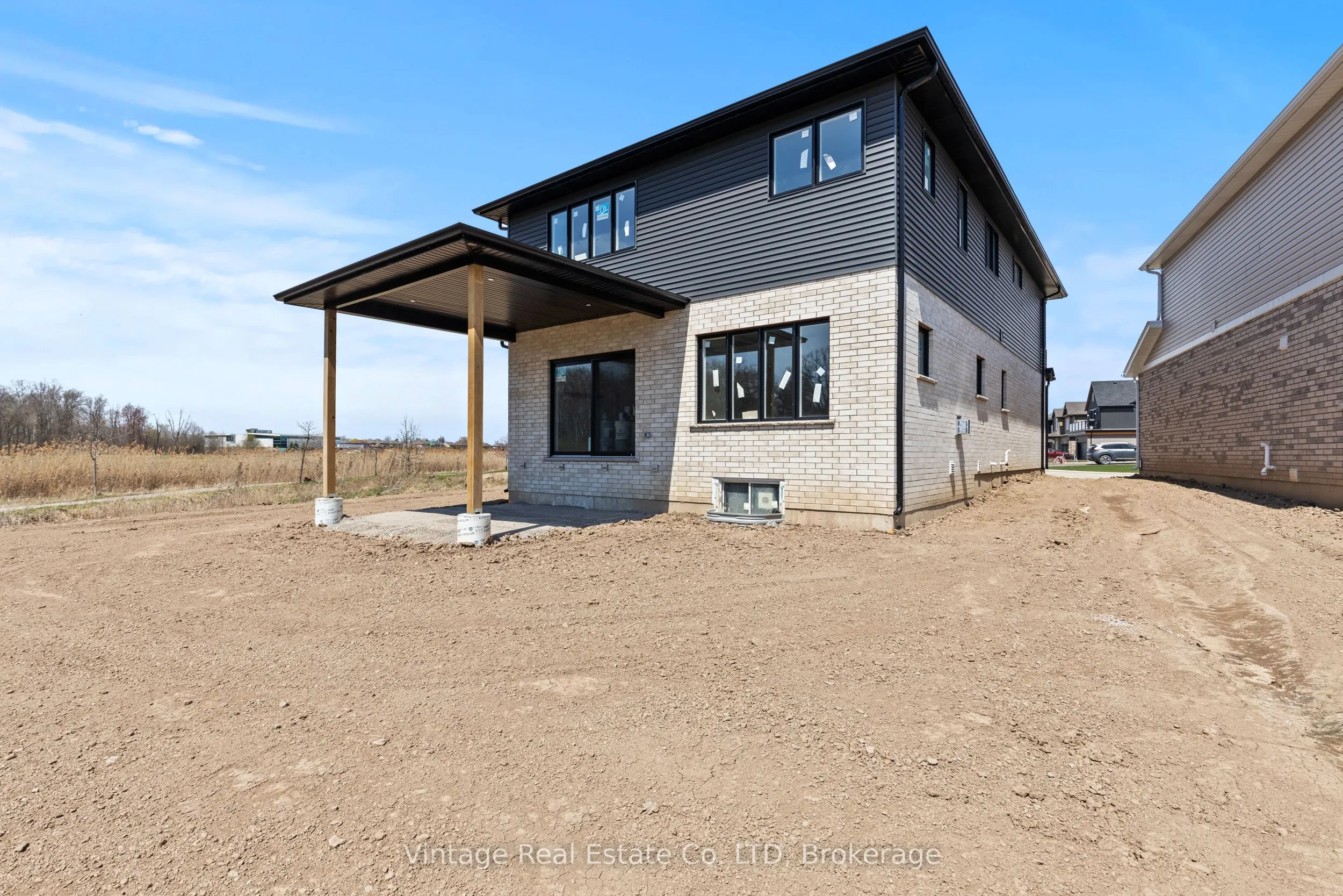 7455 Majestic Trail