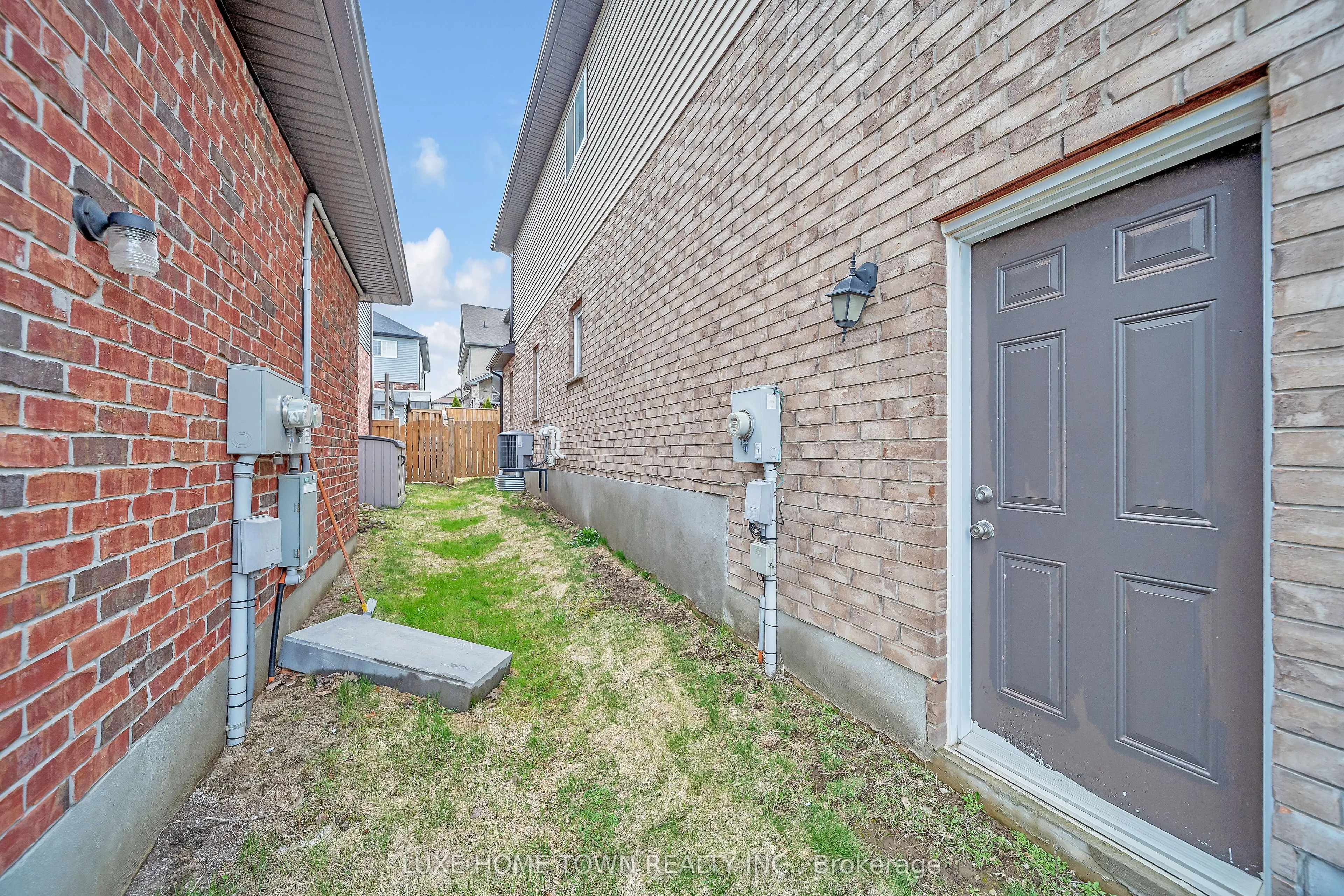 344 Watervale Crescent