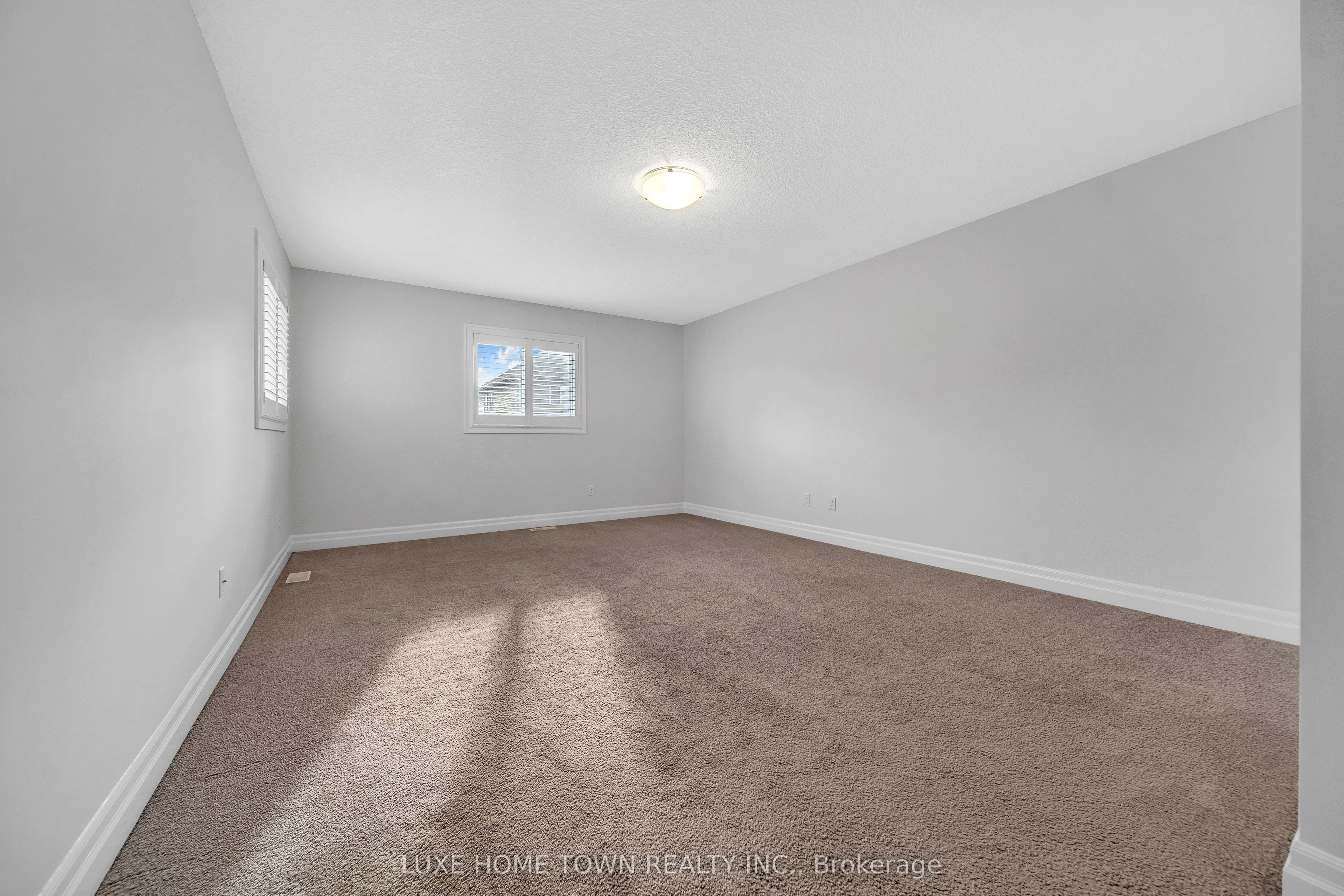 344 Watervale Crescent