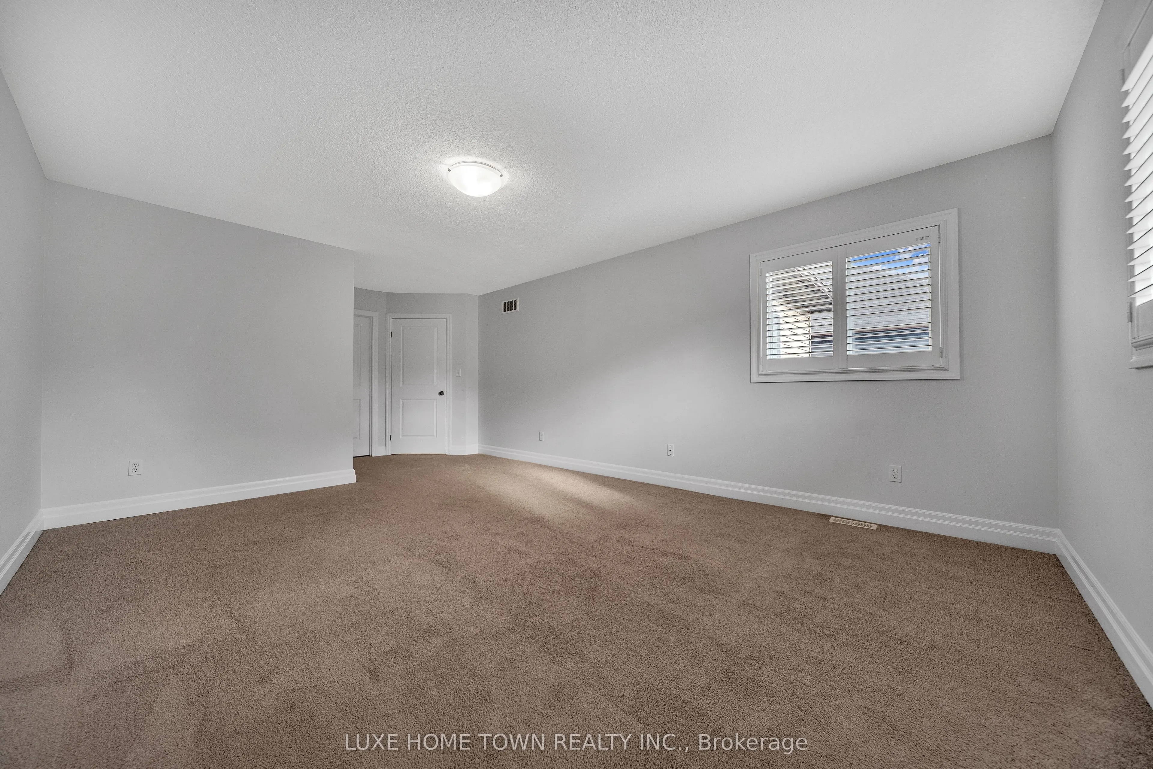 344 Watervale Crescent