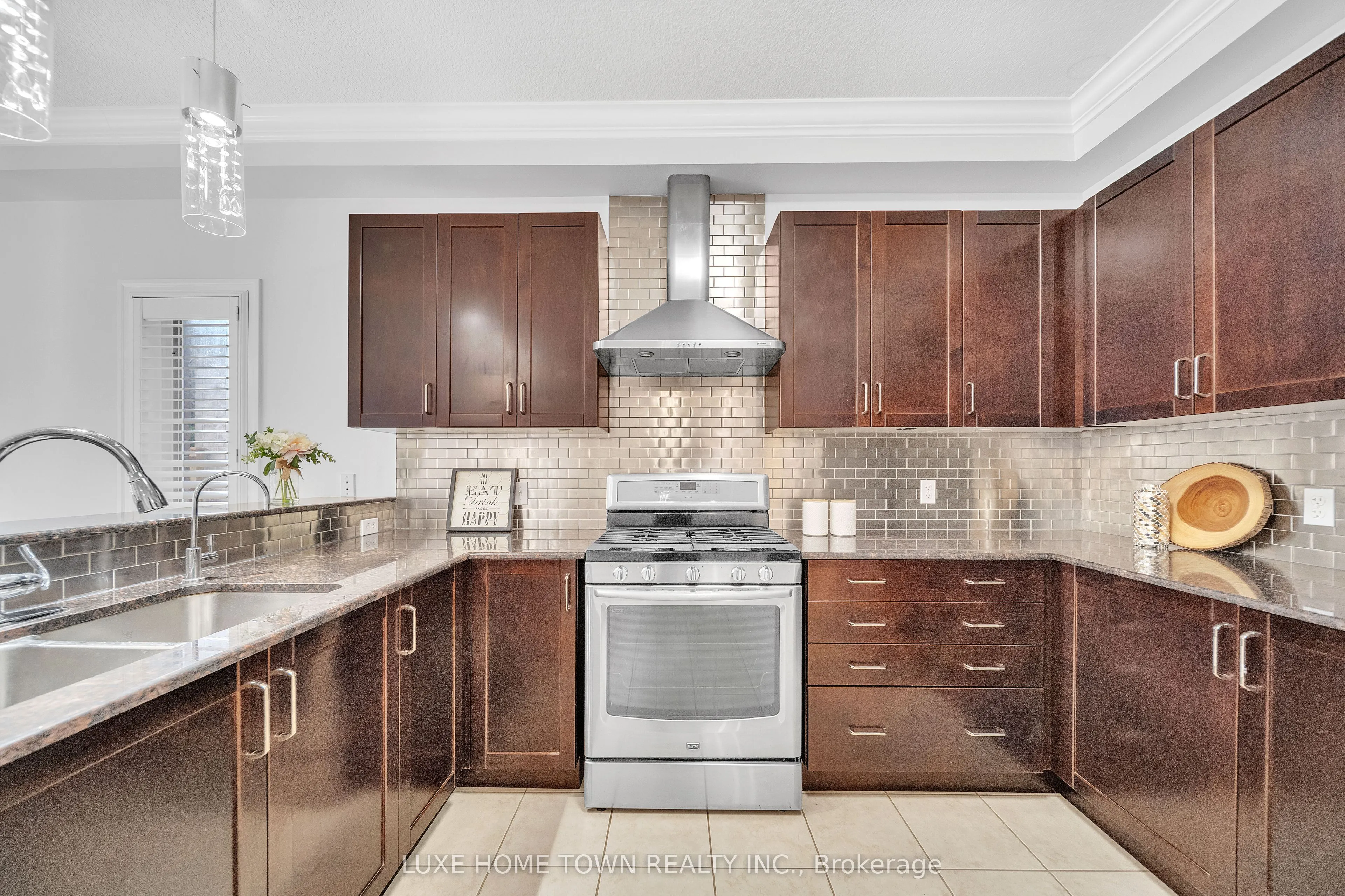 344 Watervale Crescent