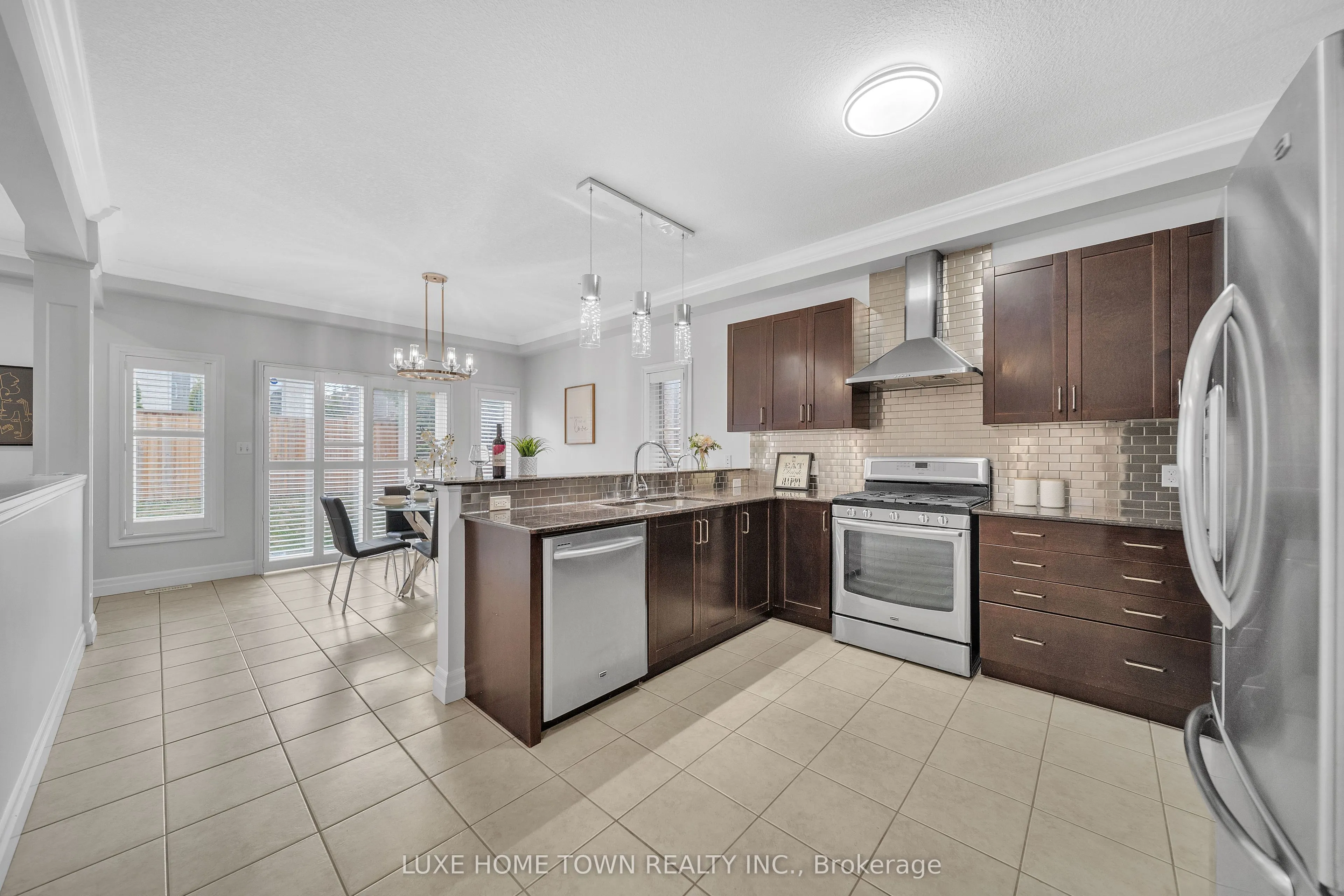 344 Watervale Crescent