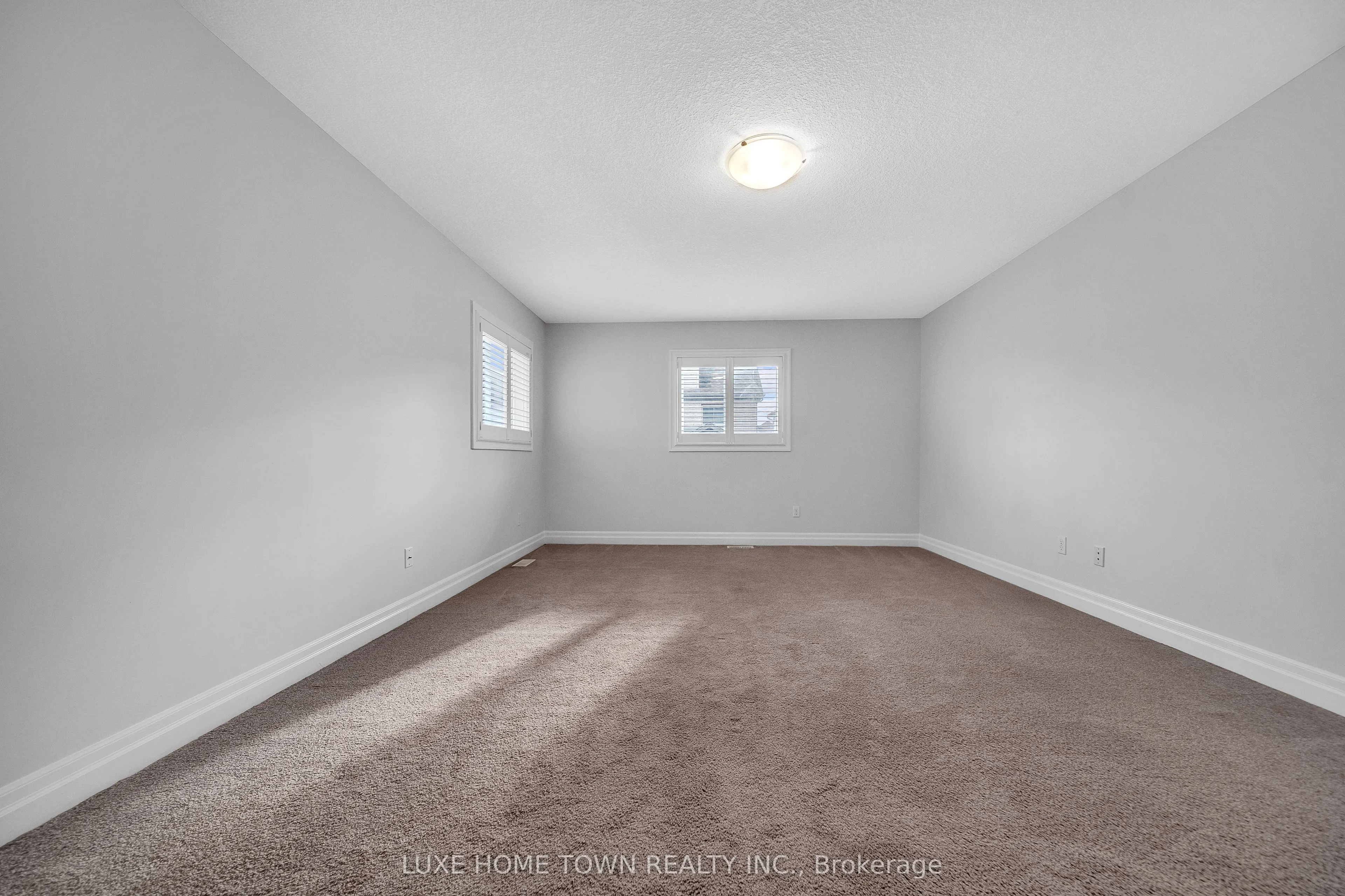 344 Watervale Crescent