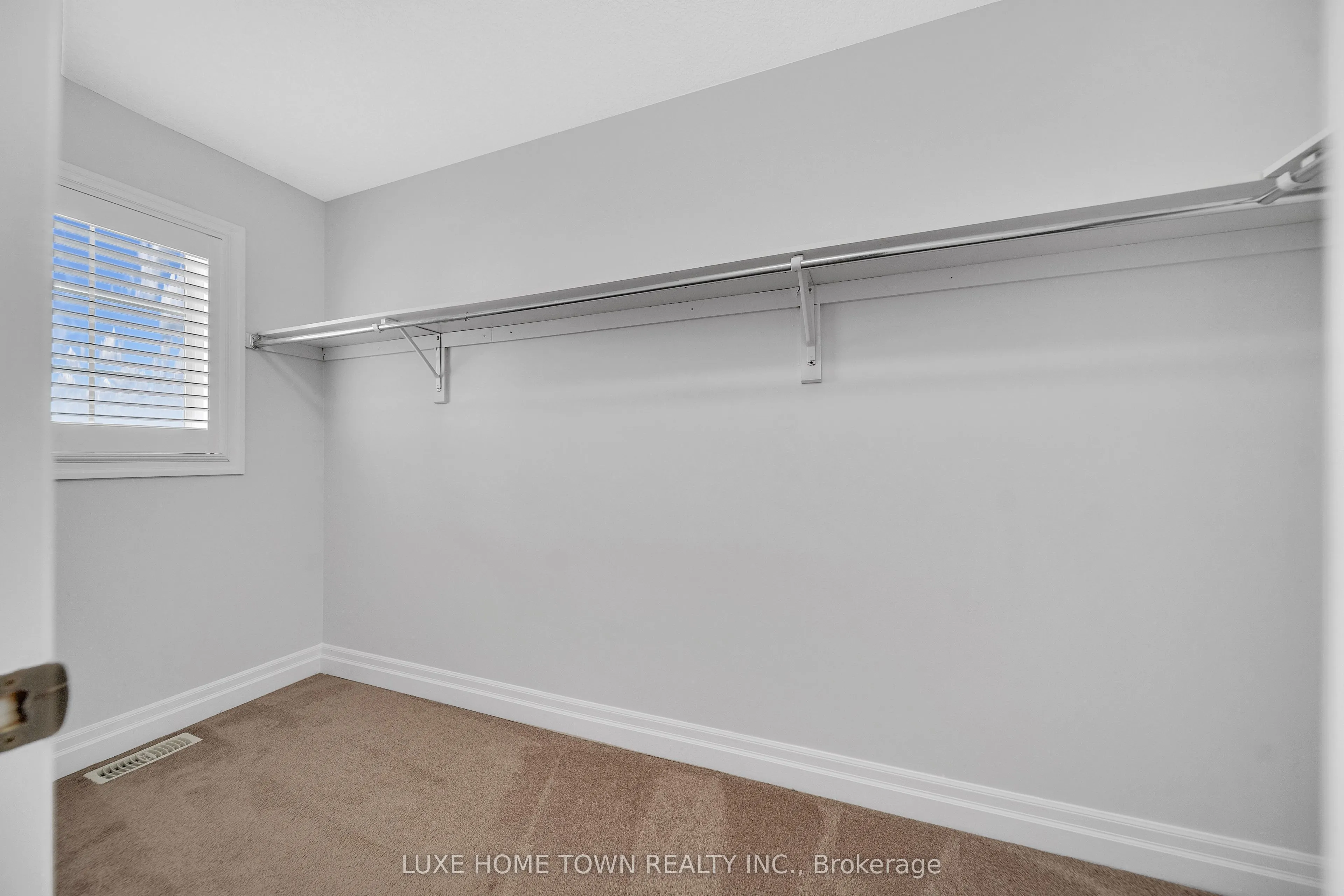 344 Watervale Crescent