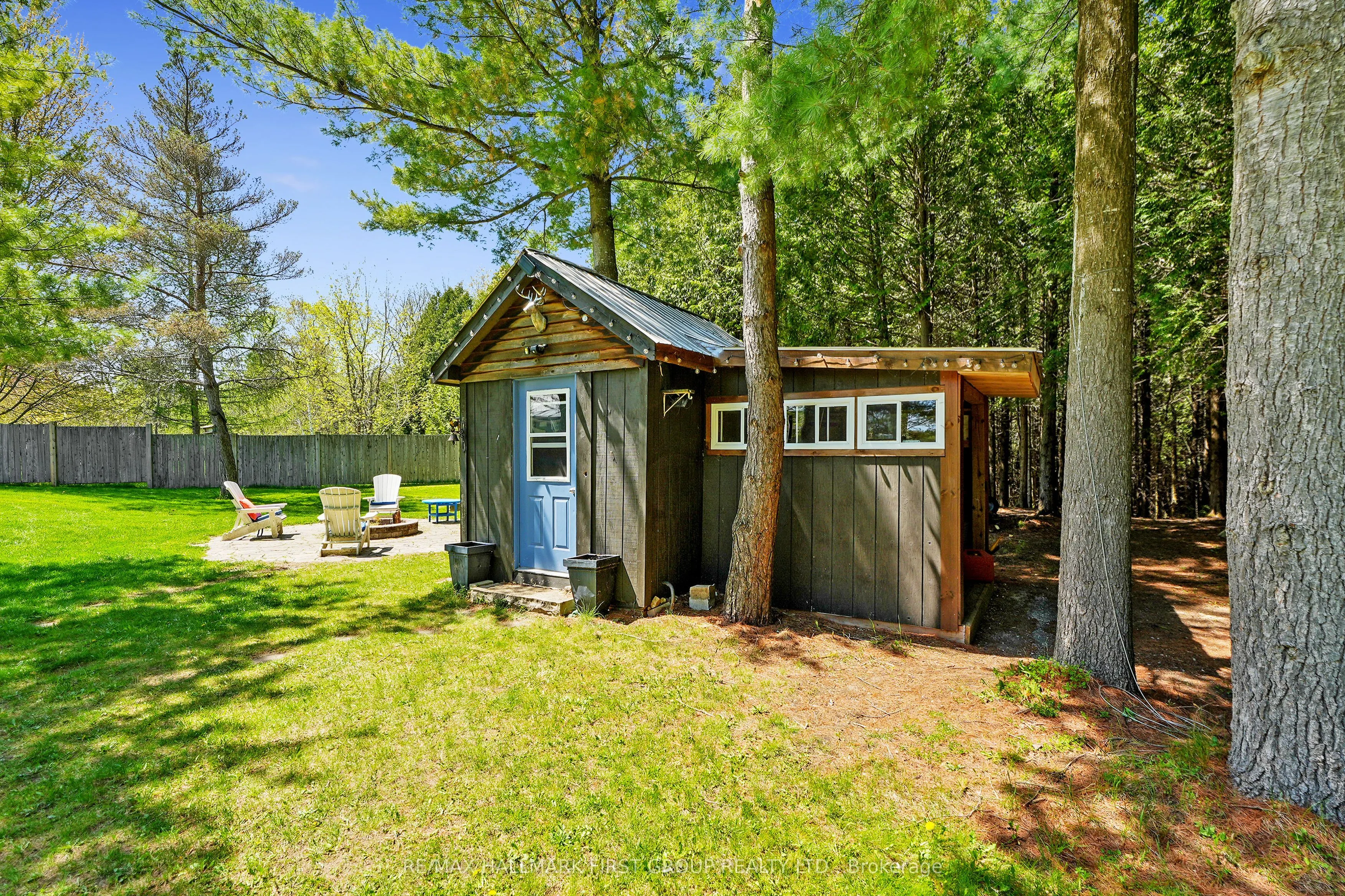 3905 Larose Crescent