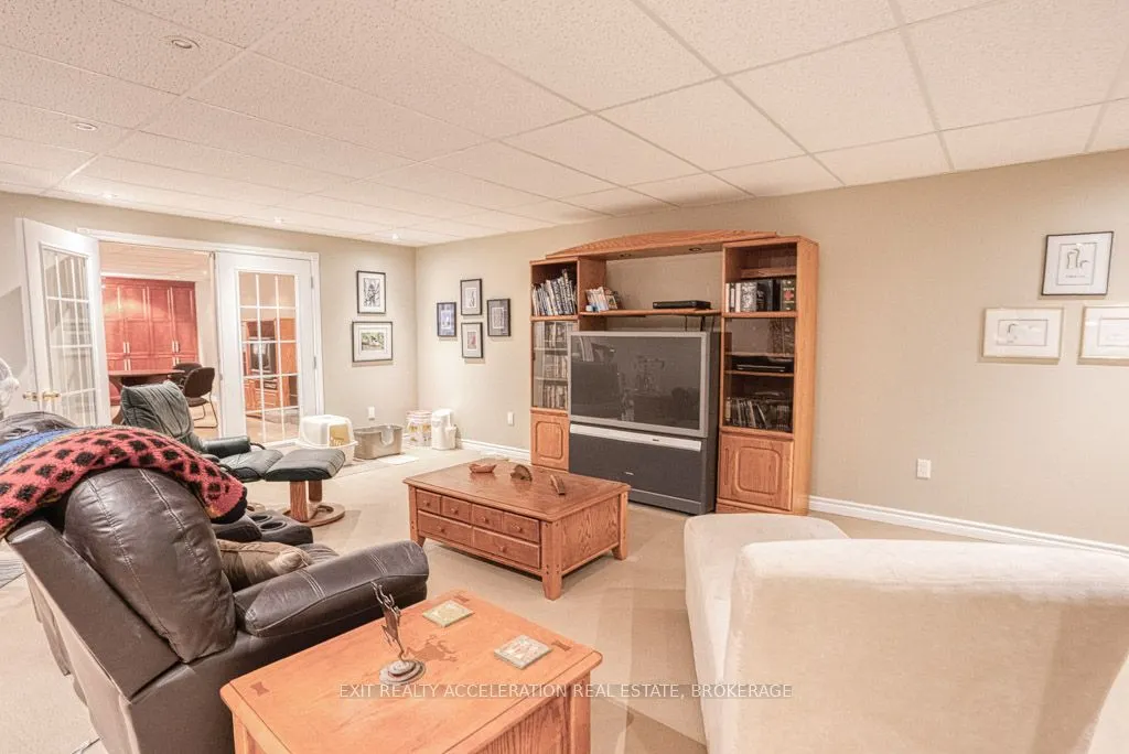 390 Denridge Road