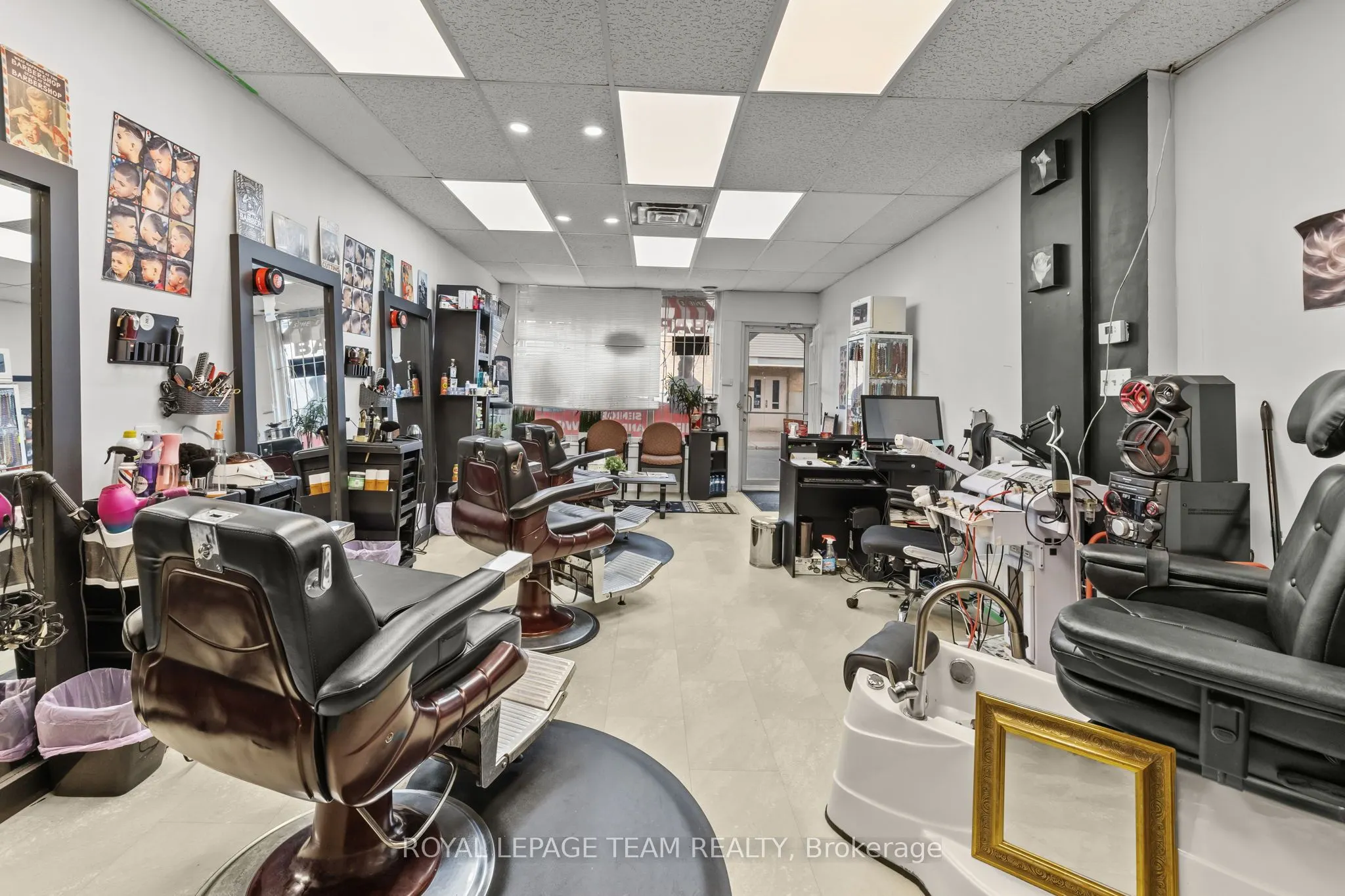 60 Lyndale Avenue, #B