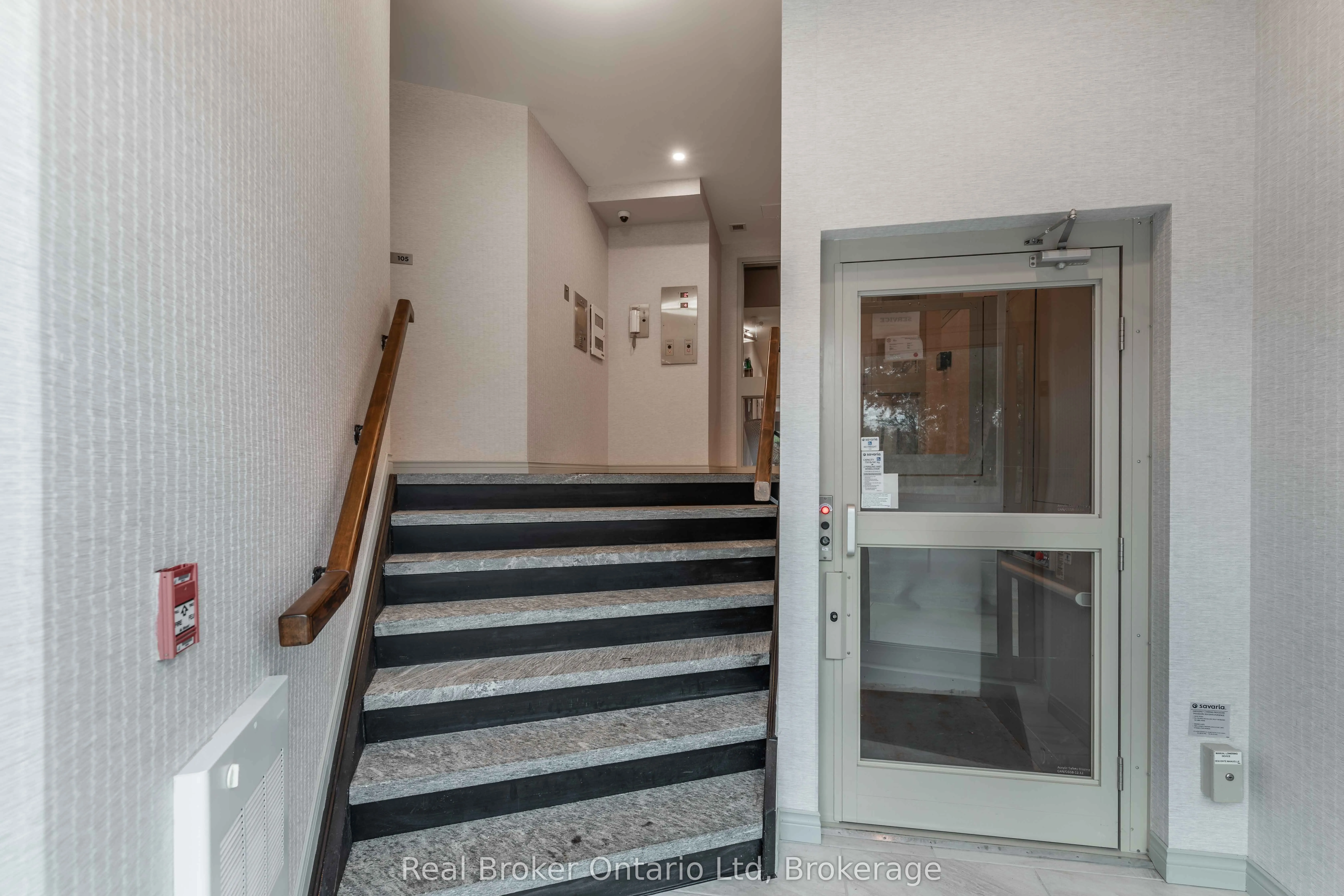 80 9th Street E, #105