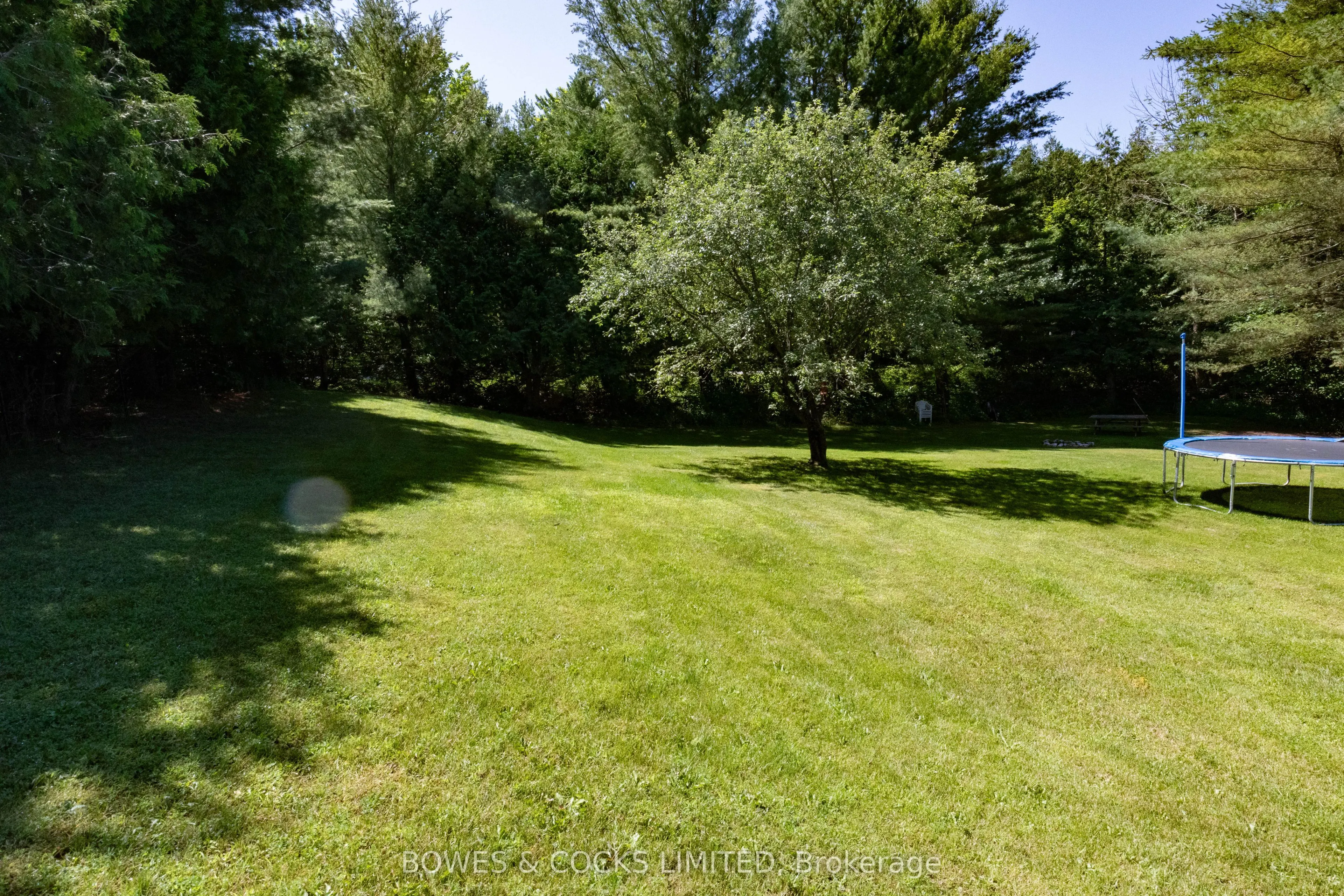 1545 Westview Crescent