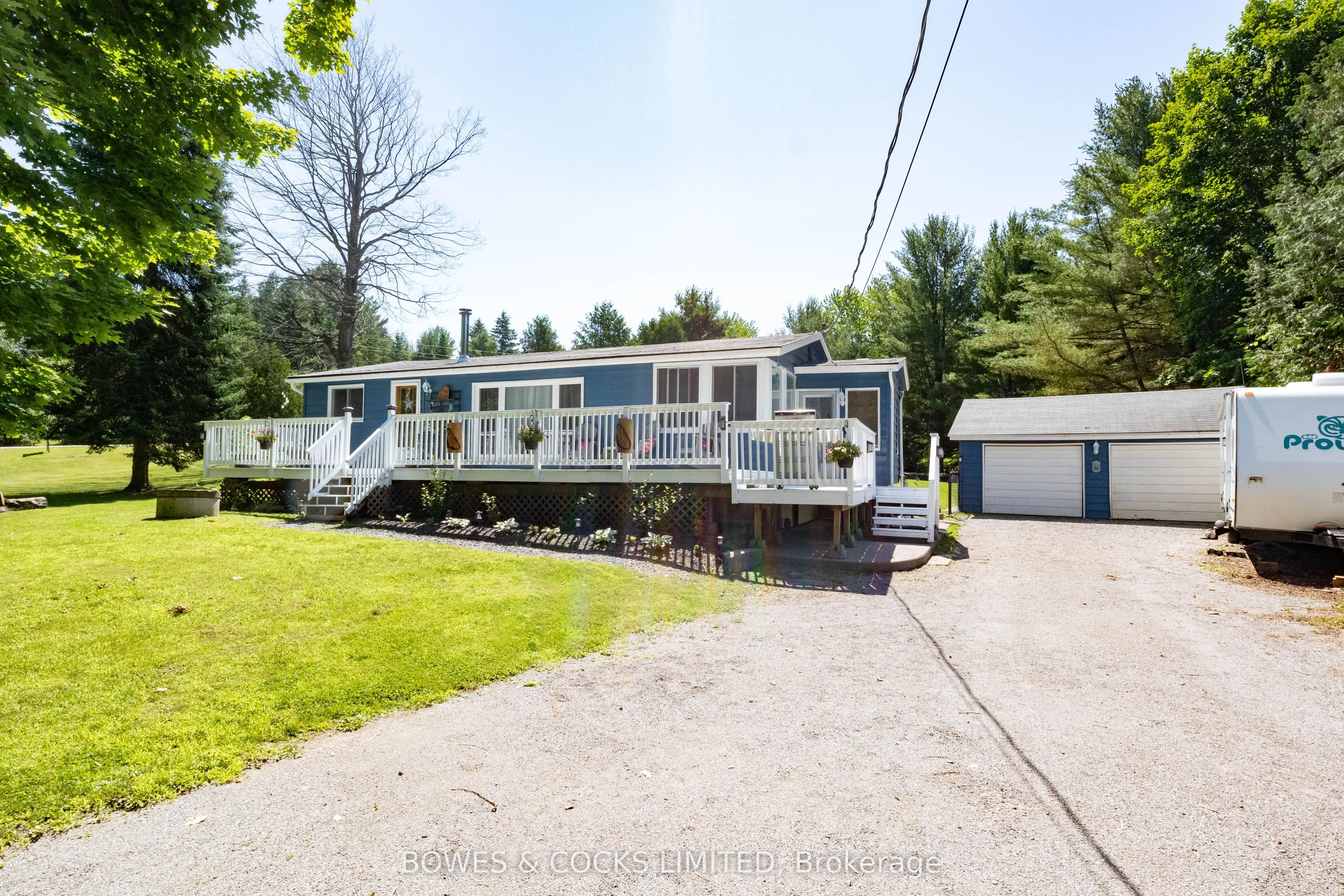1545 Westview Crescent
