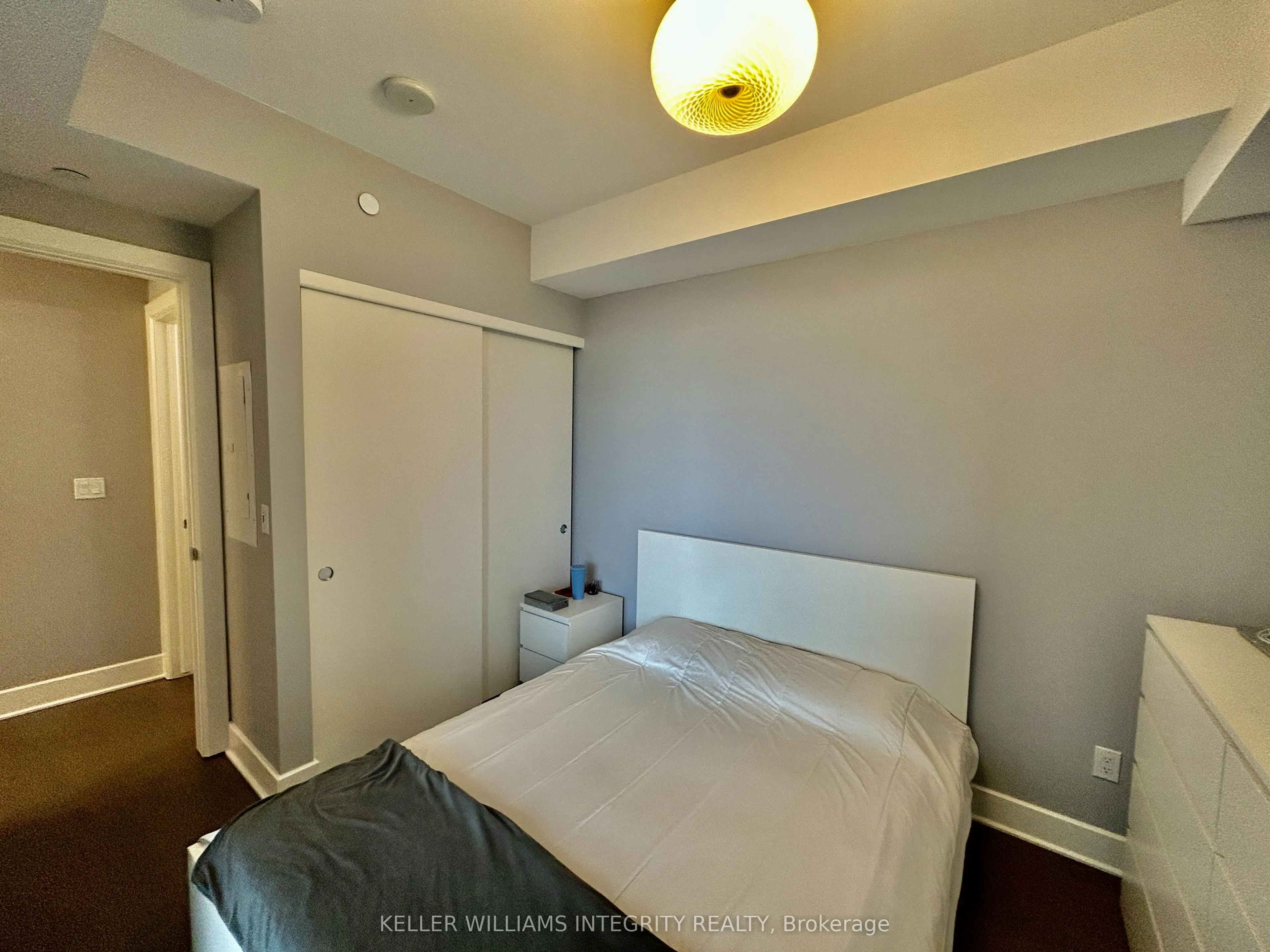 255 Bay Street #506