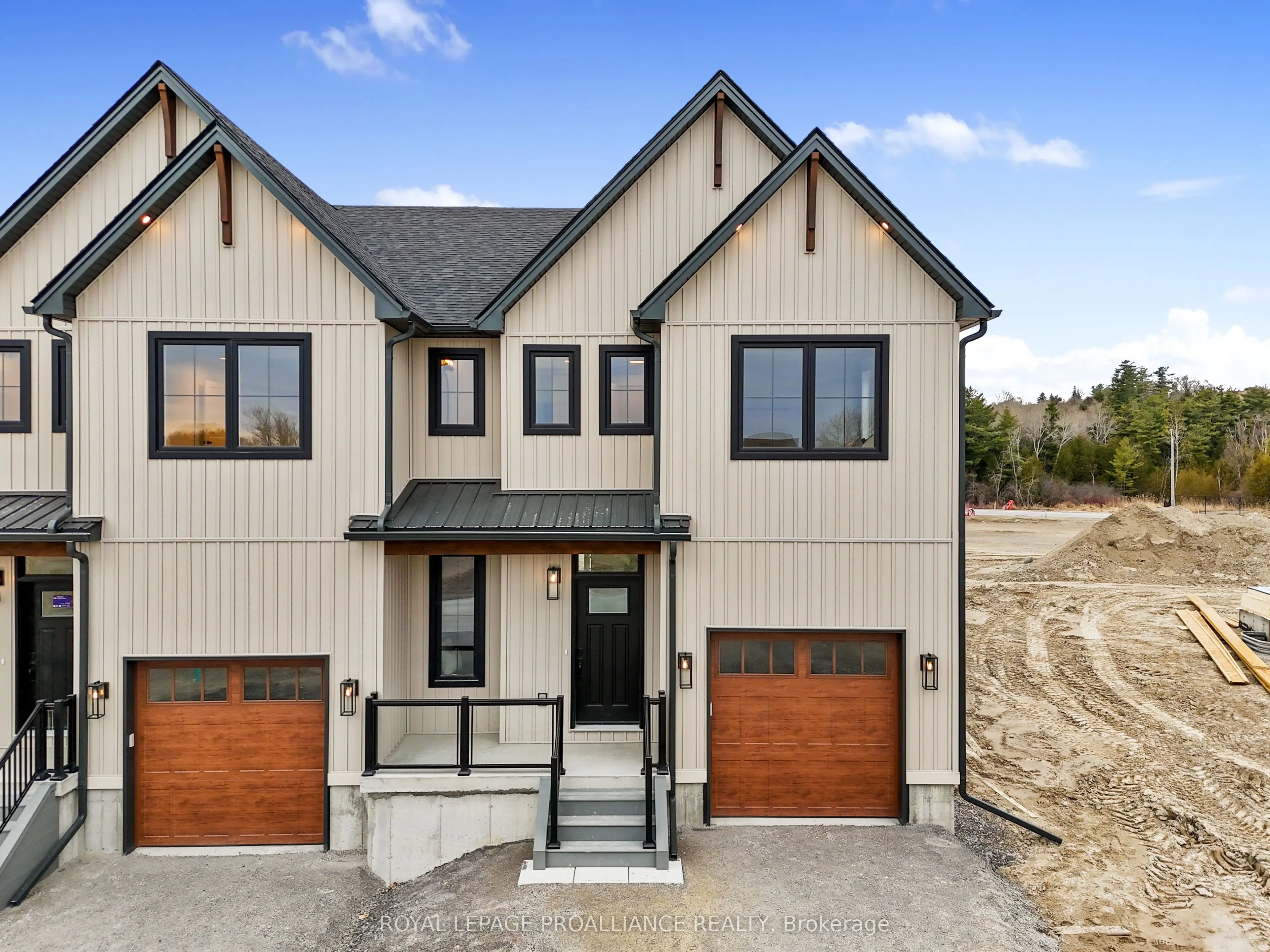 3 Hollingsworth Street
