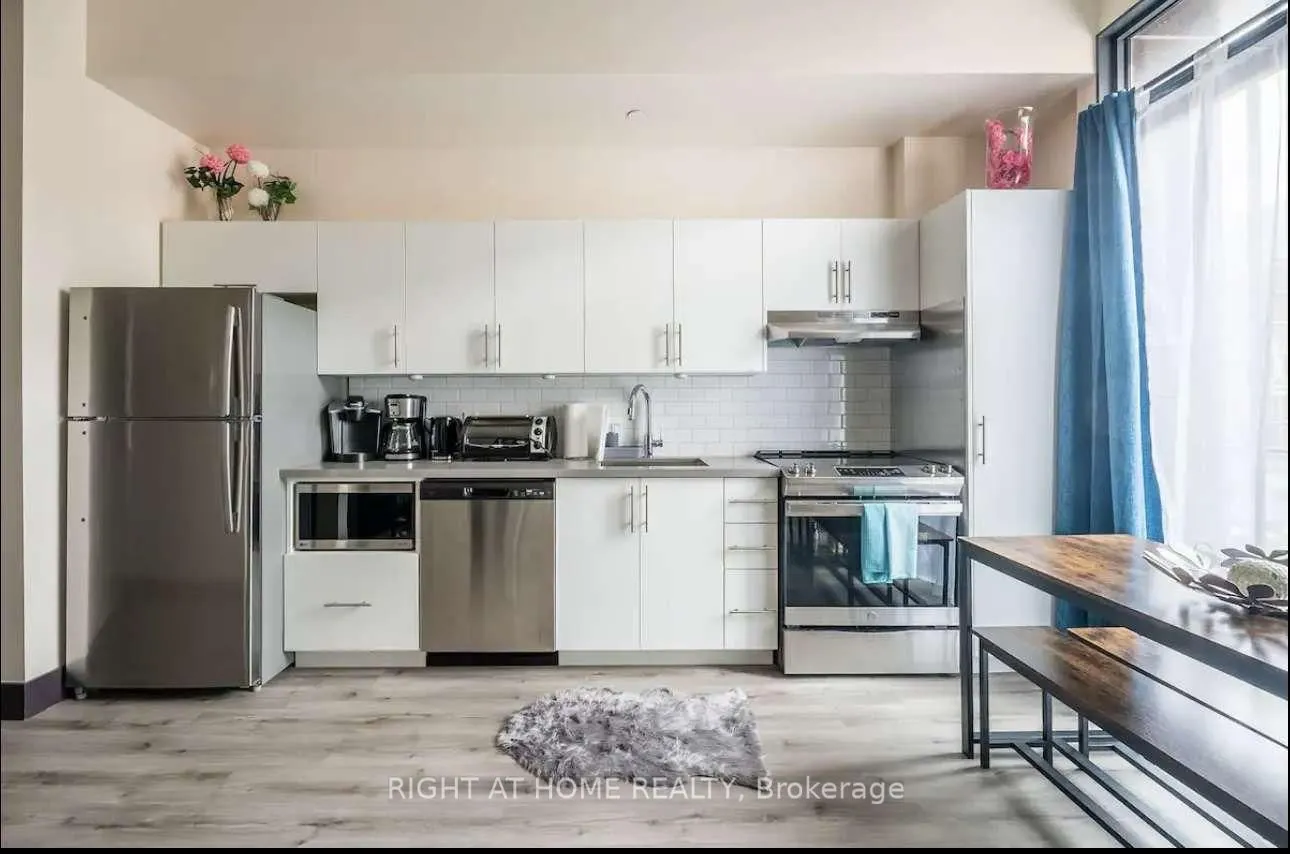 121 King Street E #101
