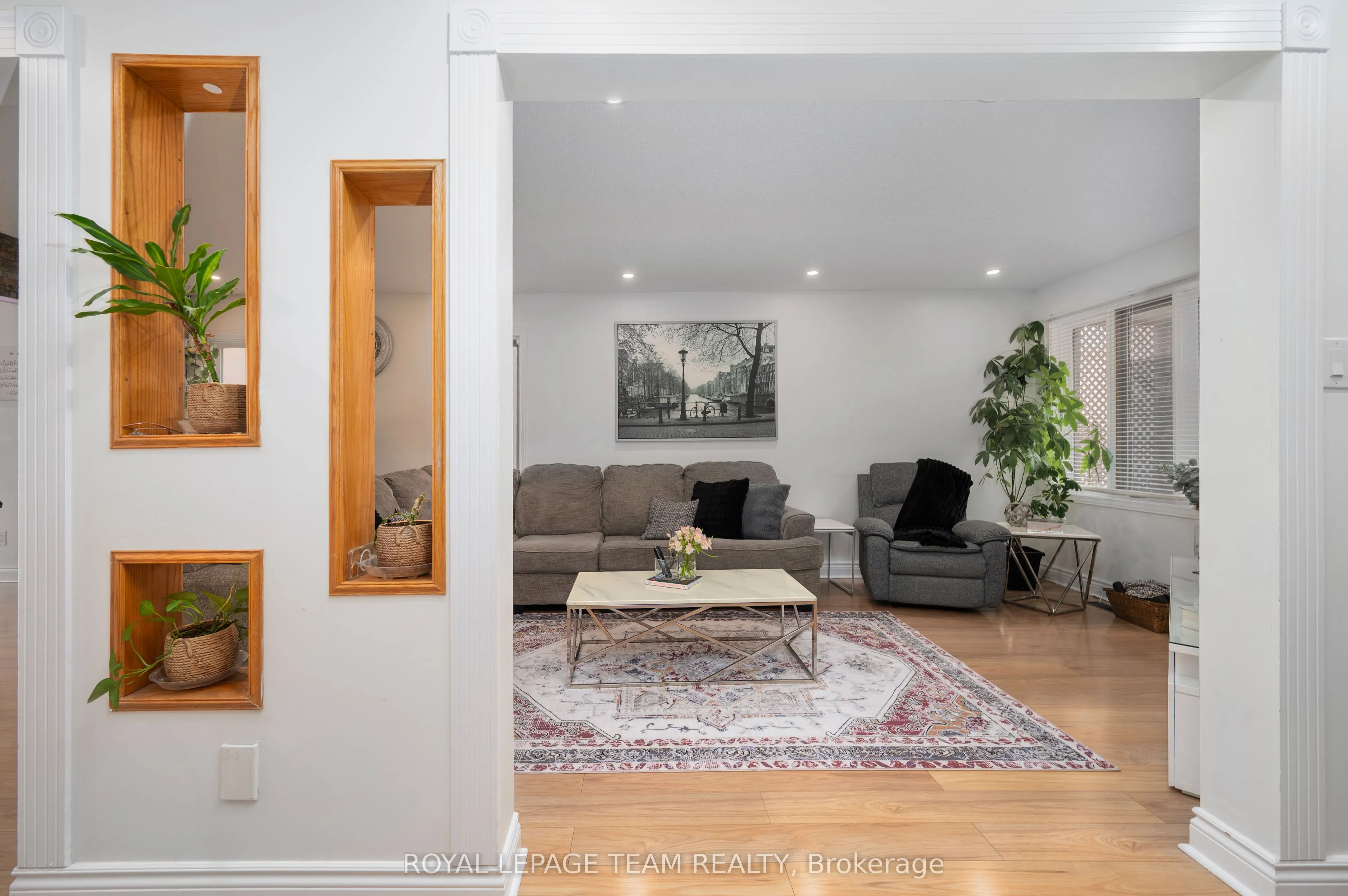 53 Havenhurst Crescent